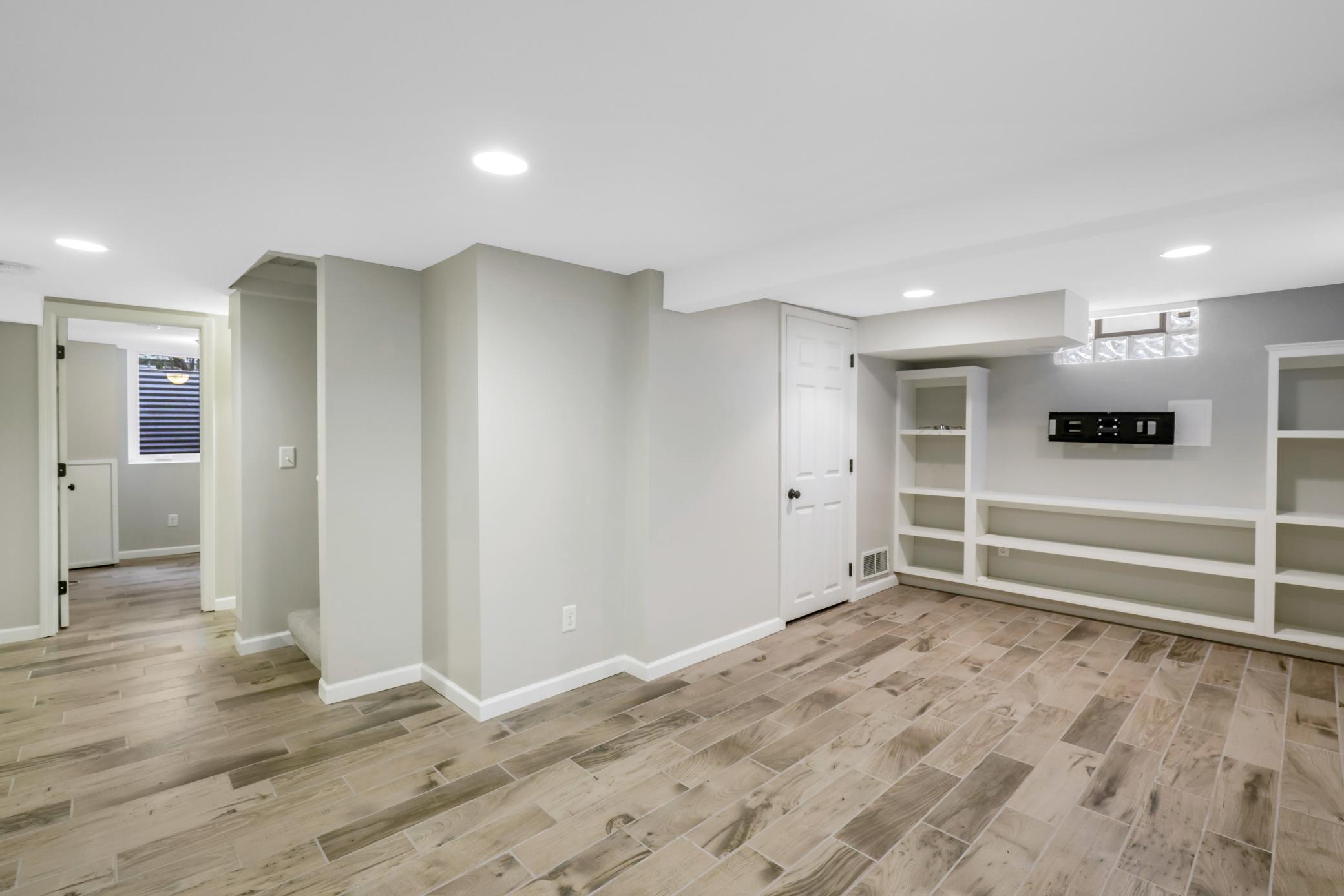 Charming, Turn-Key Dutch Colonial in Walkable Location