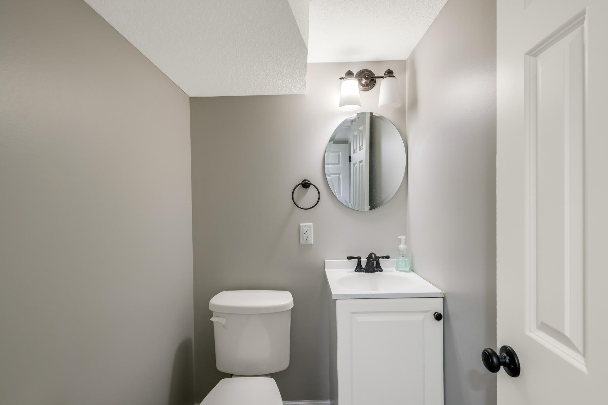 Charming, Turn-Key Dutch Colonial in Walkable Location