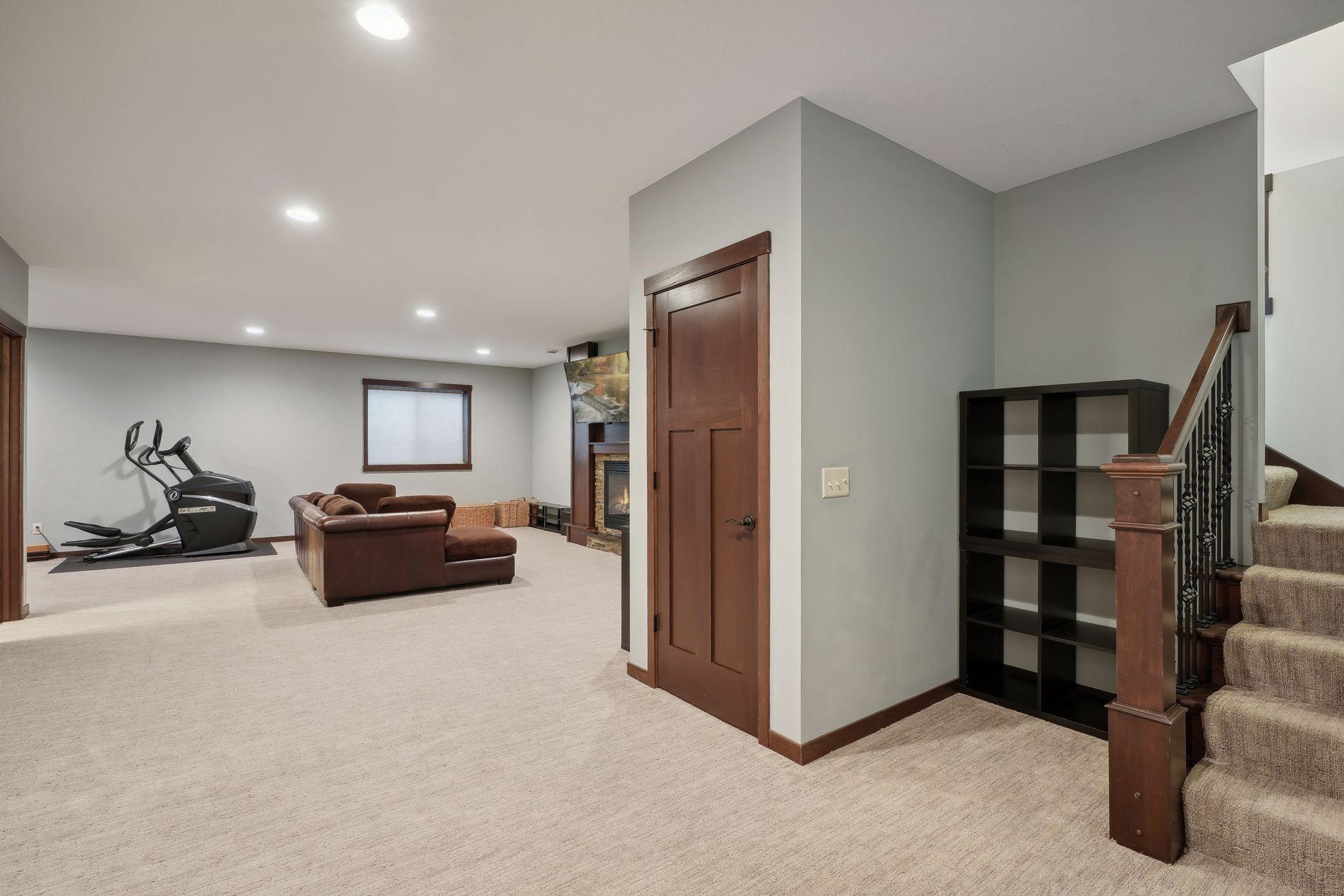 335 Orchid Lane N
