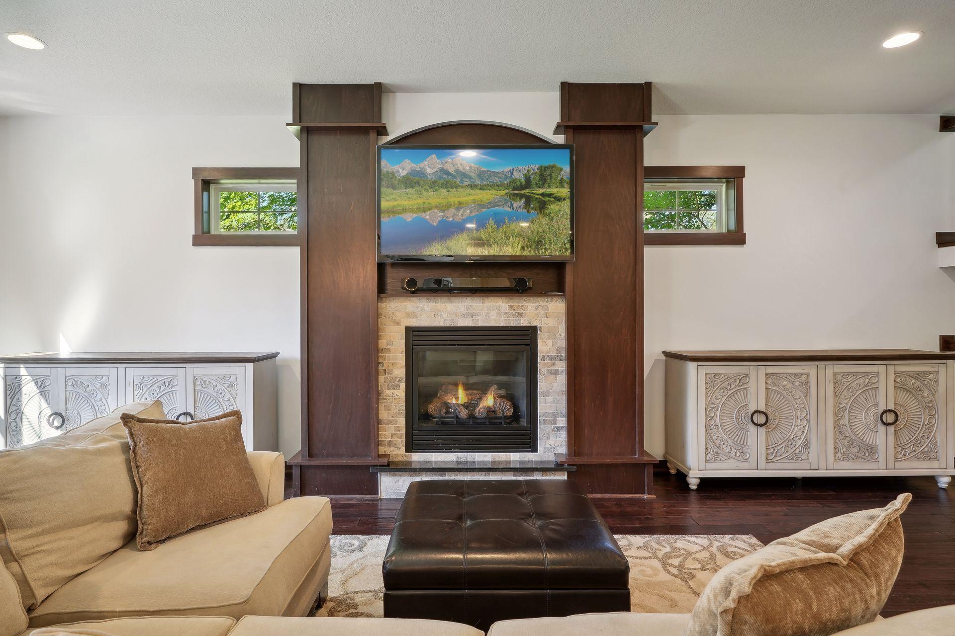 335 Orchid Lane N