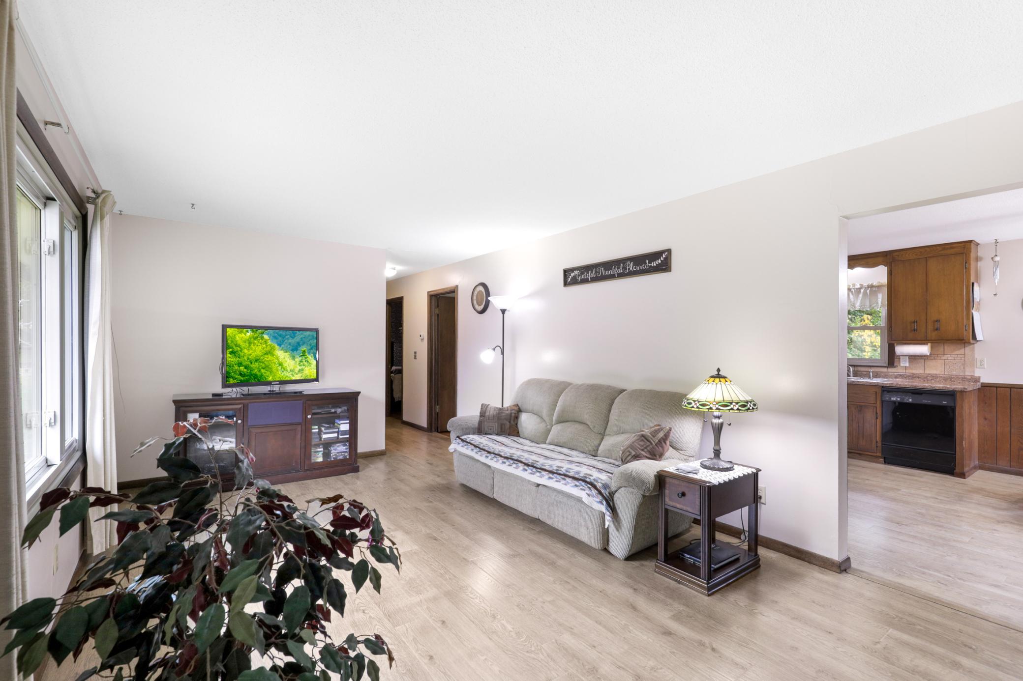 Charming, Well Maintained, Walk-Out Rambler