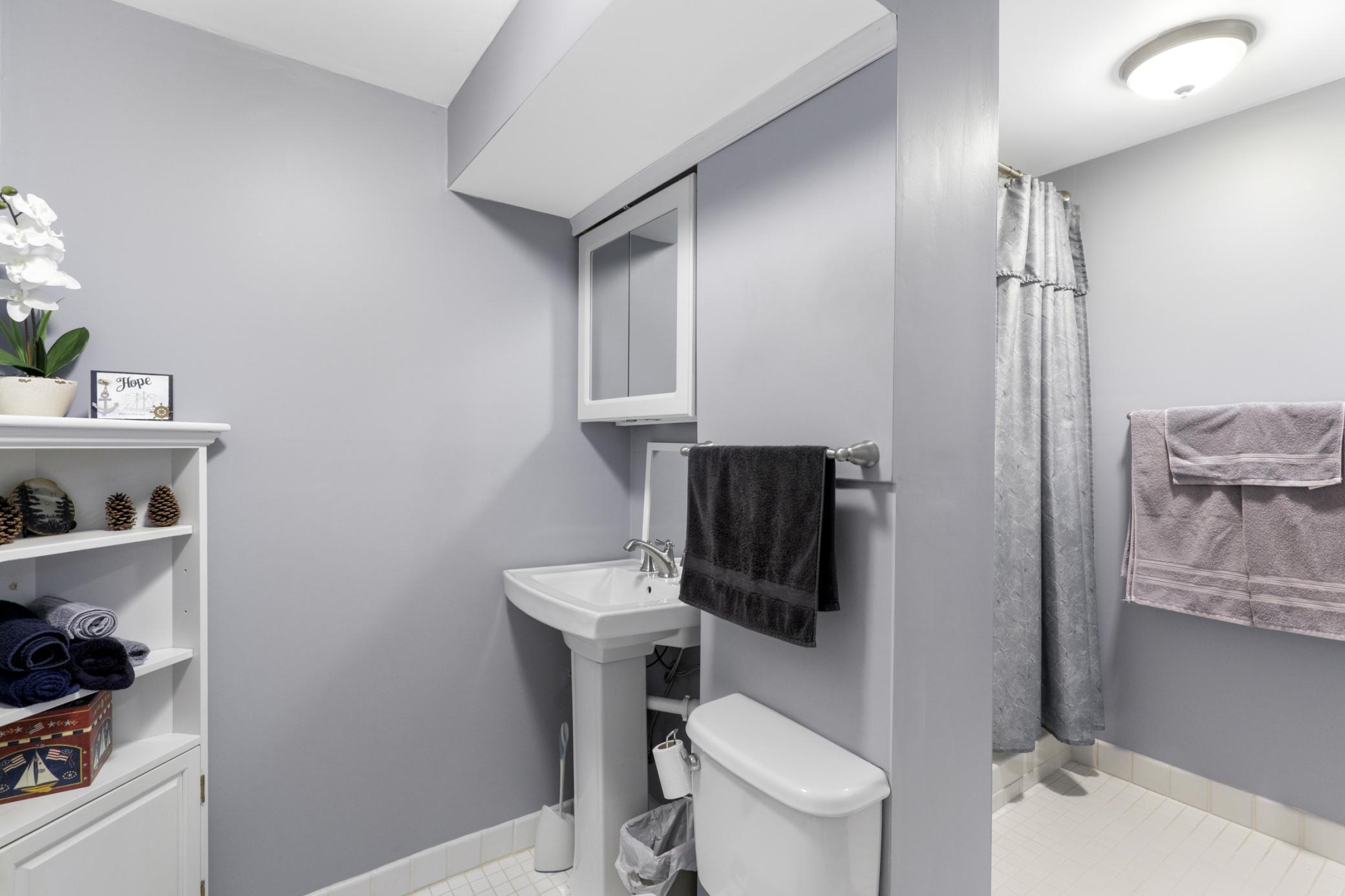 Charming, Well Maintained, Walk-Out Rambler