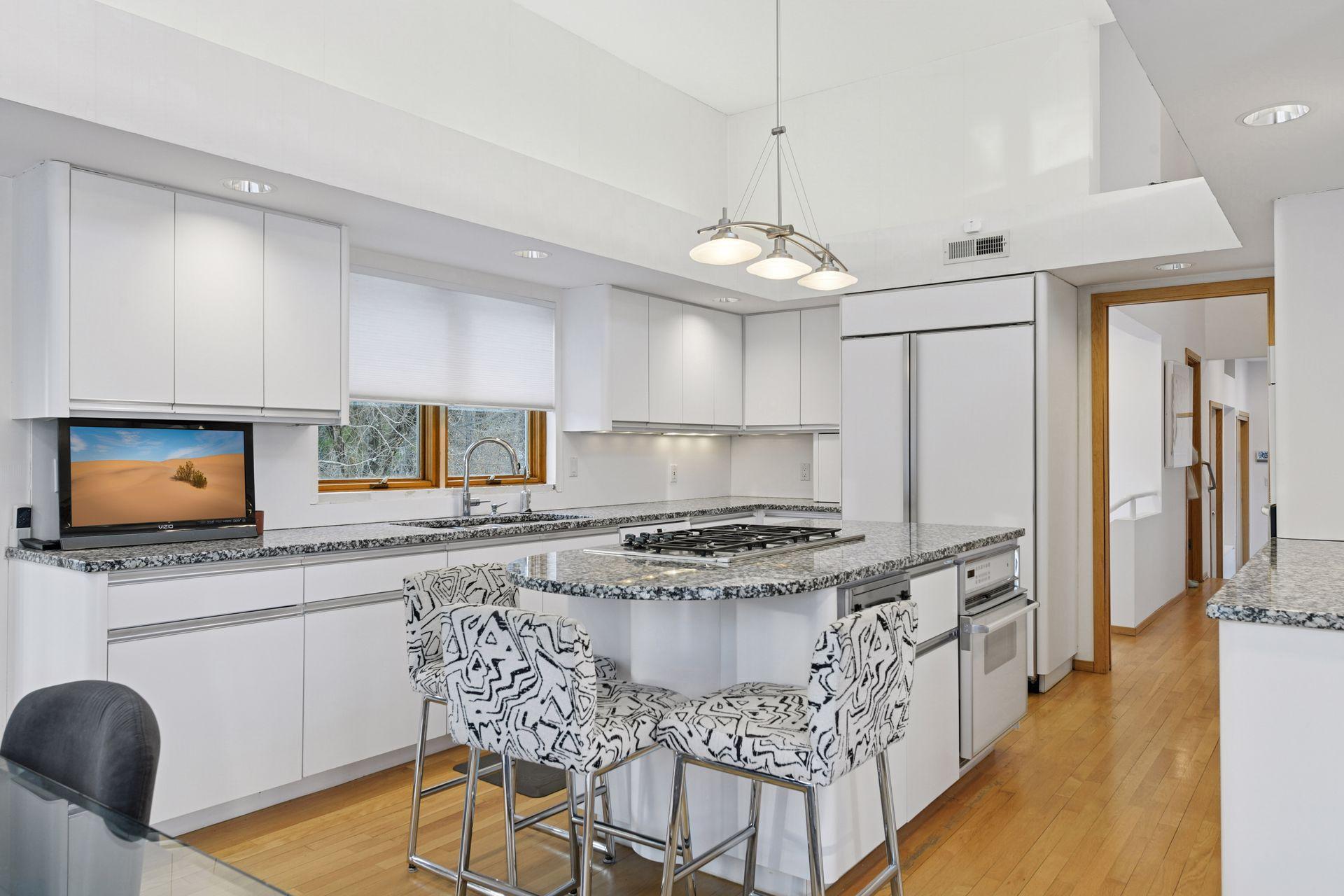 16141 Mcginty Road W