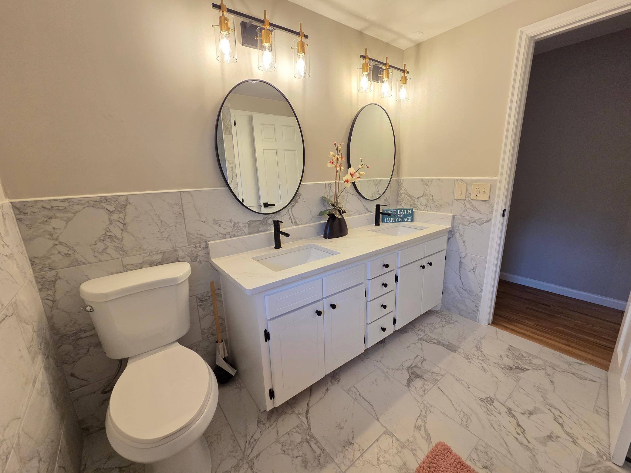 13801 Lake Street Extension