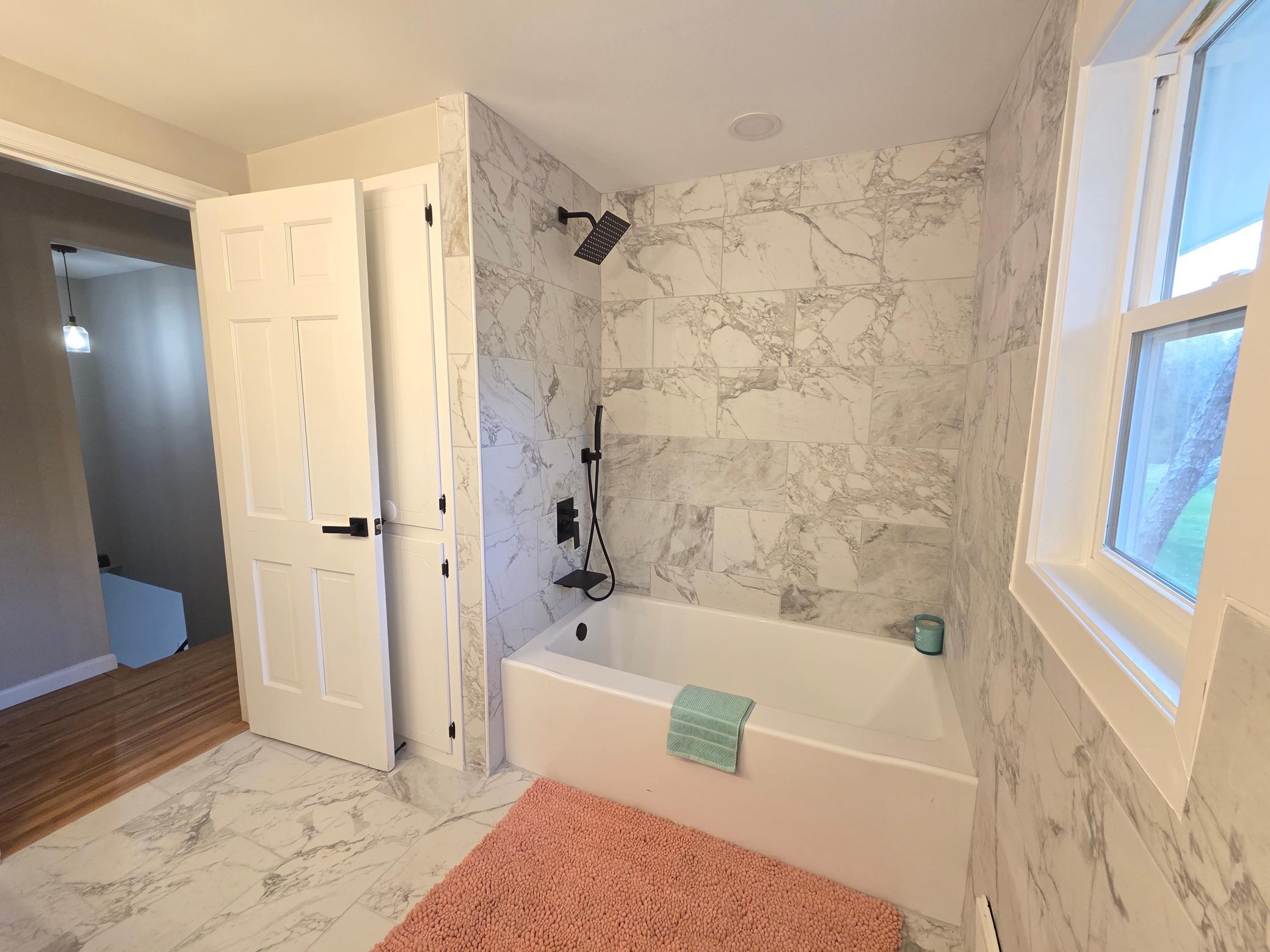 13801 Lake Street Extension