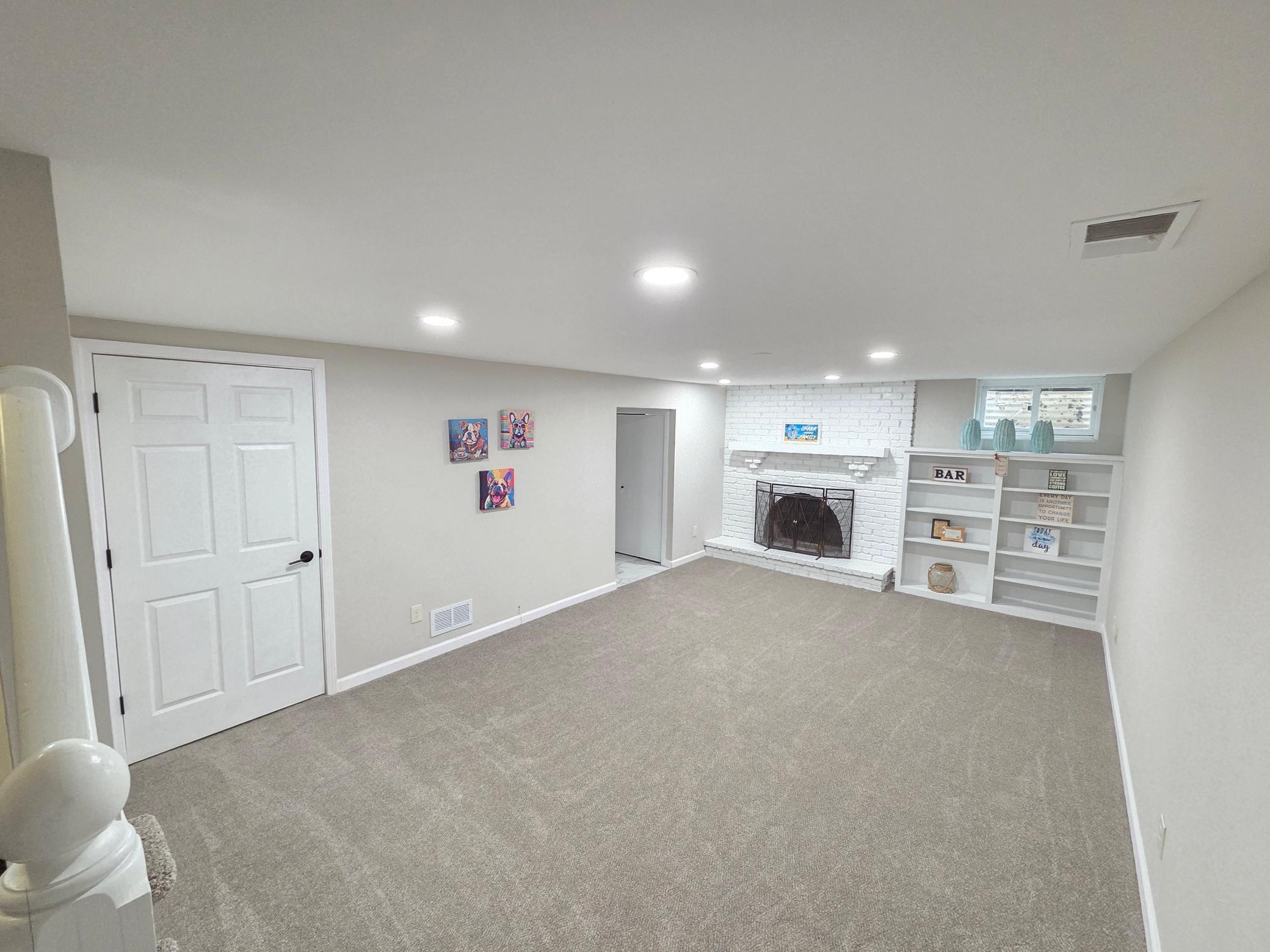 13801 Lake Street Extension