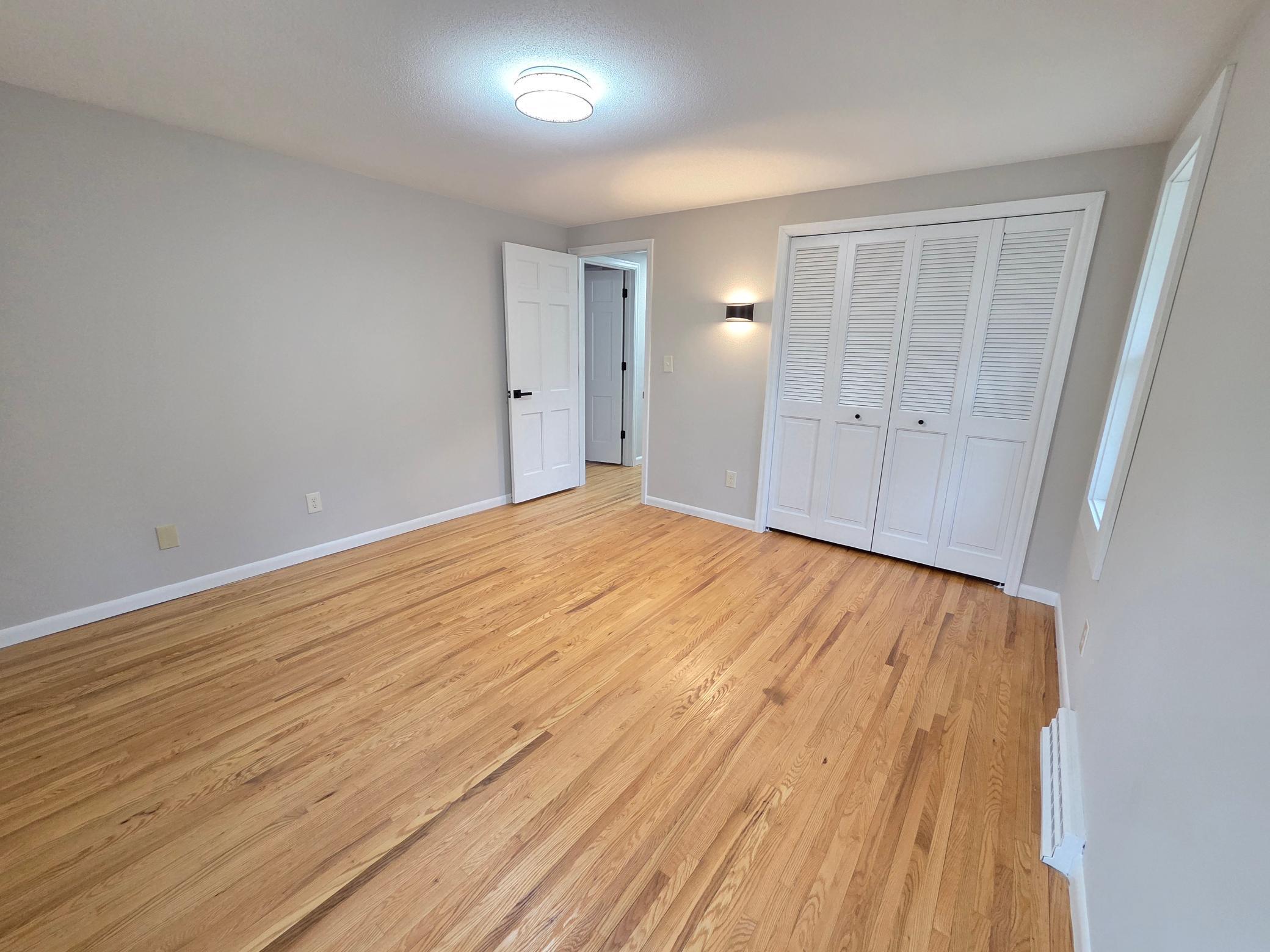 13801 Lake Street Extension