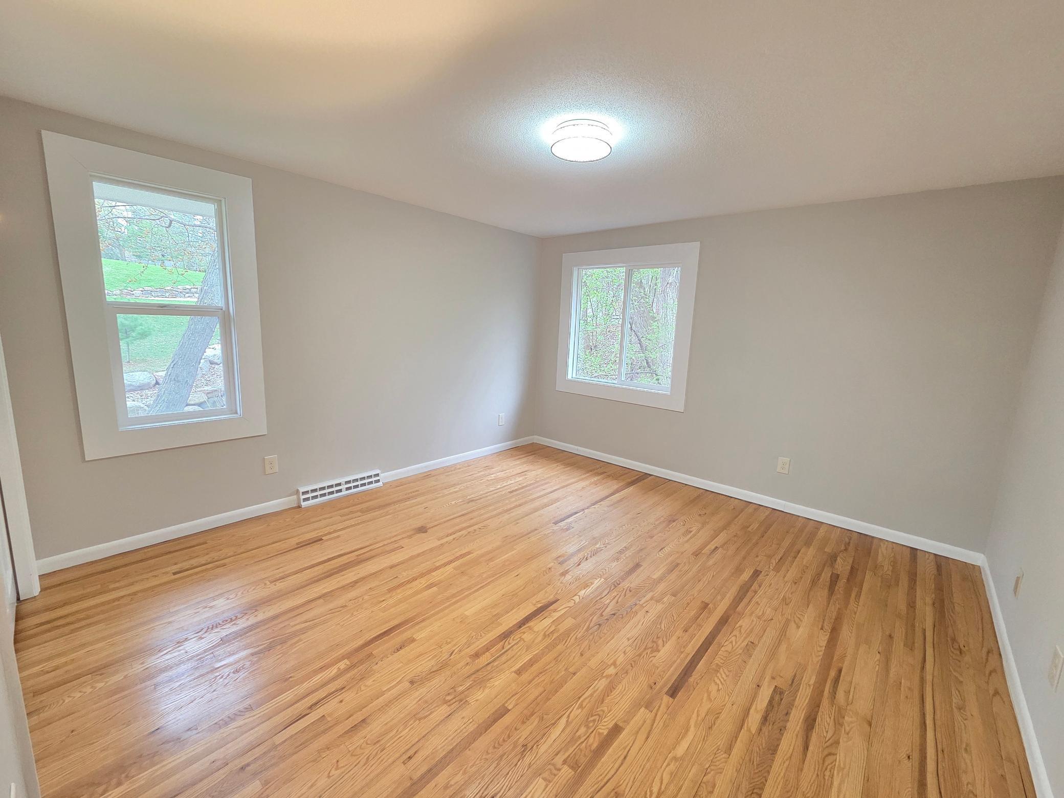 13801 Lake Street Extension