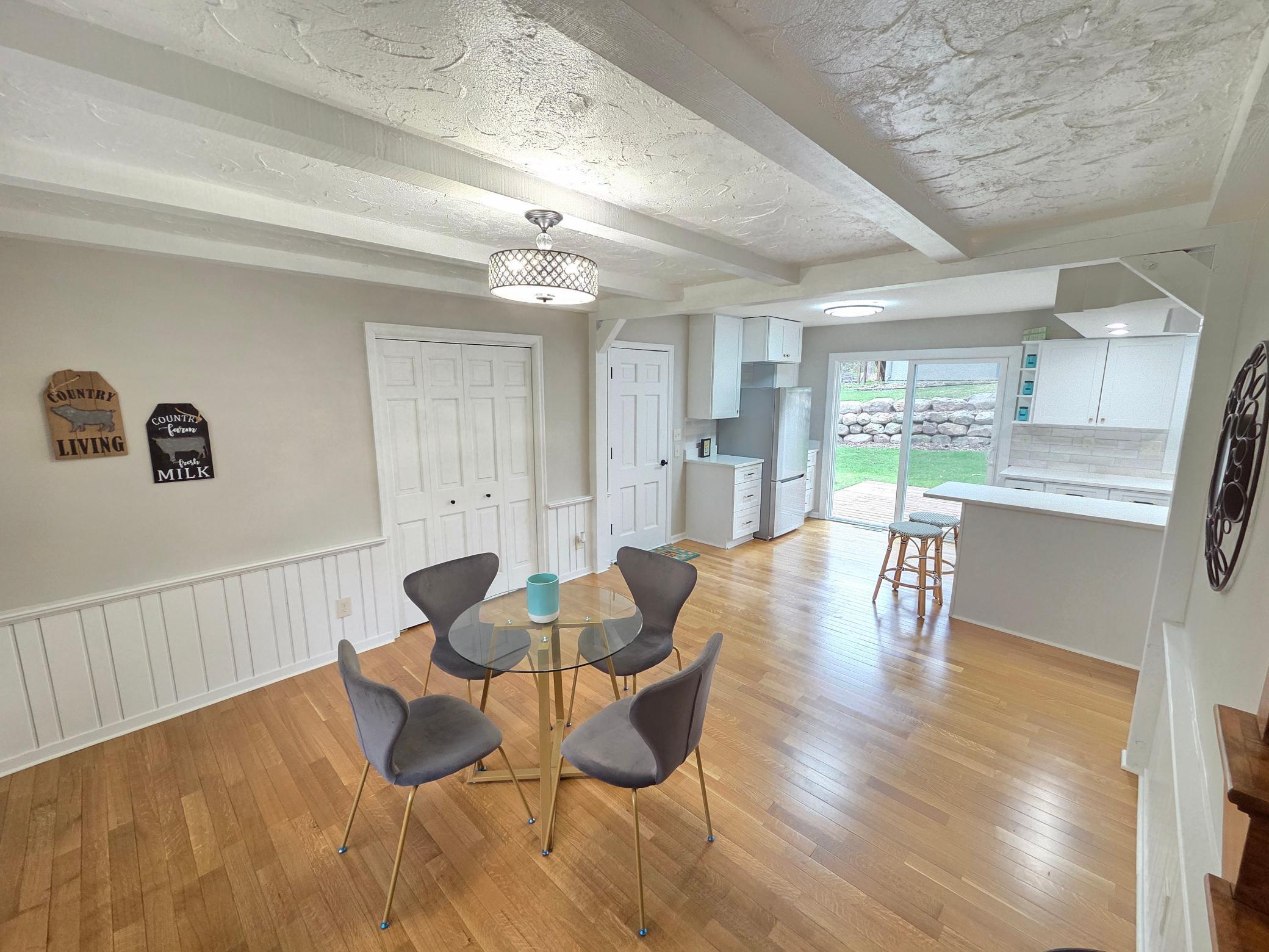 13801 Lake Street Extension