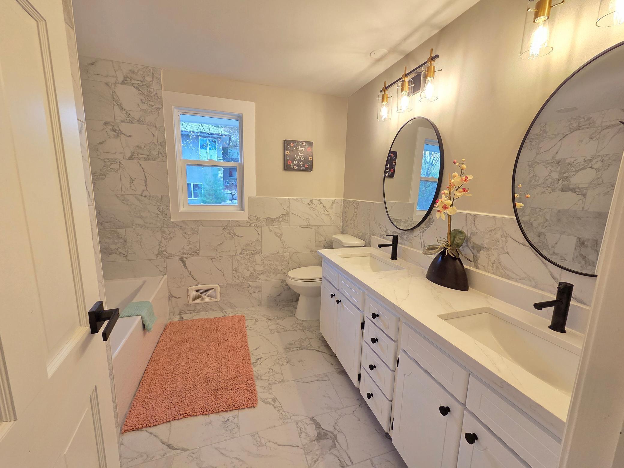 13801 Lake Street Extension