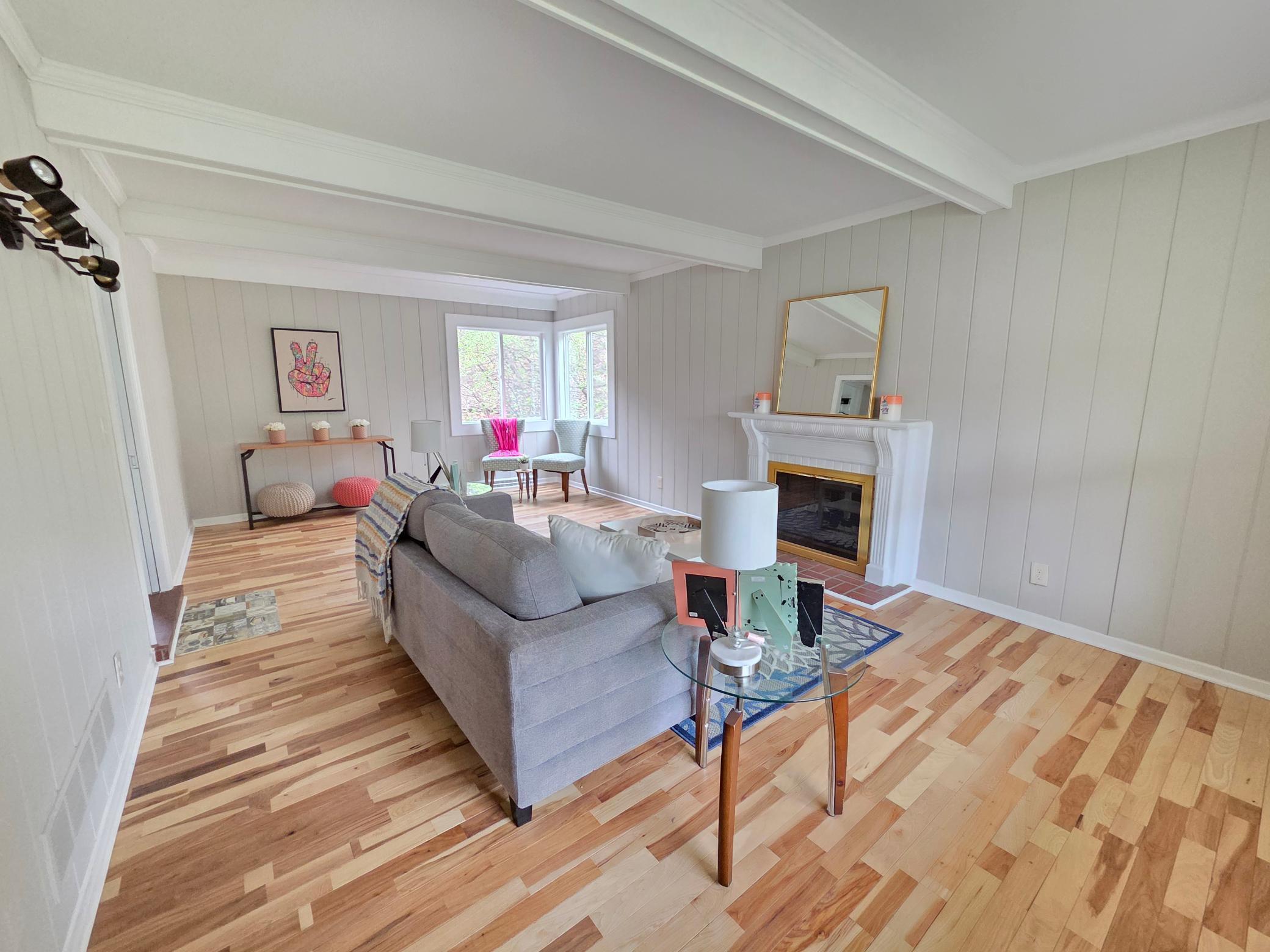 13801 Lake Street Extension