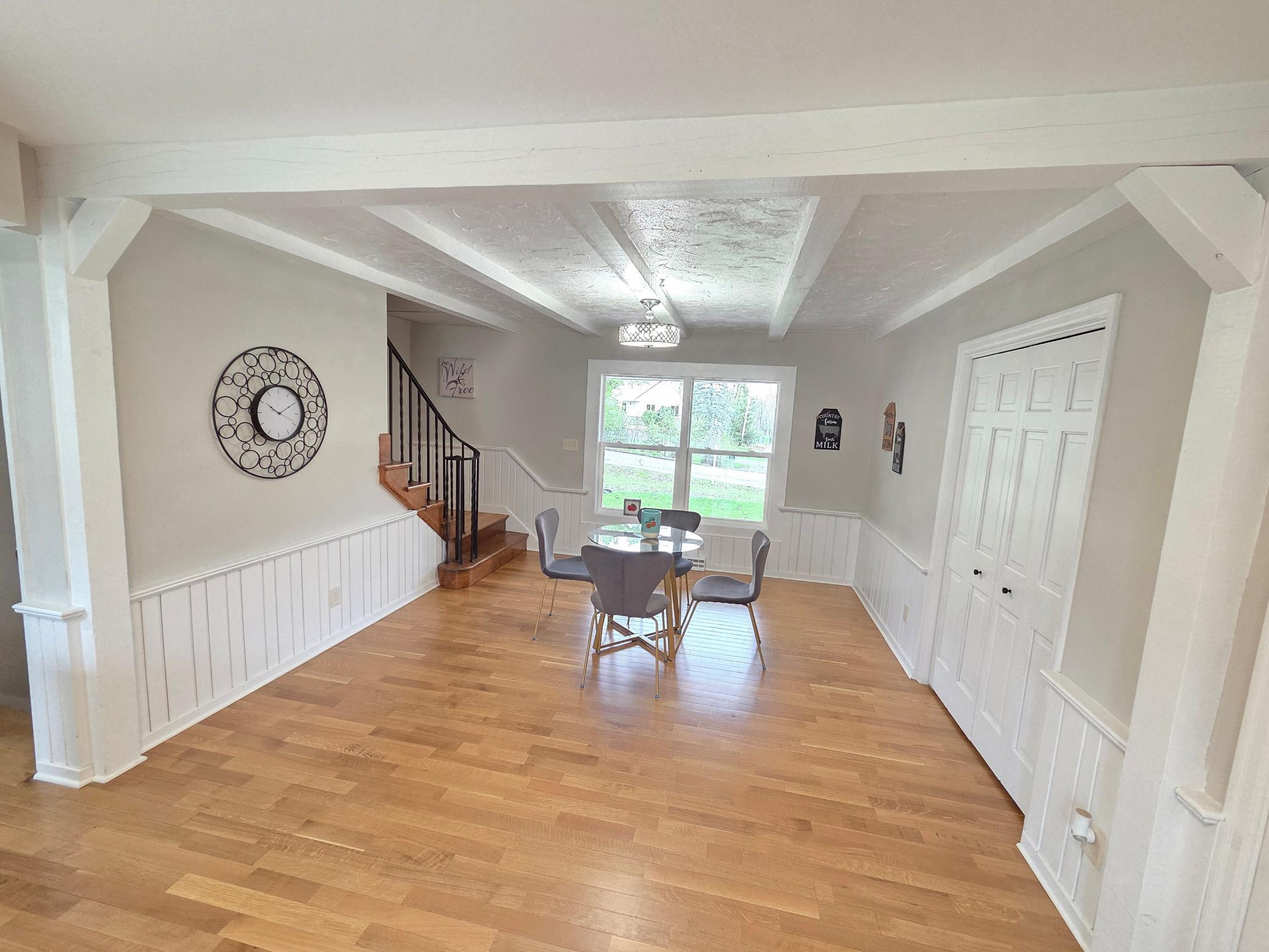 13801 Lake Street Extension