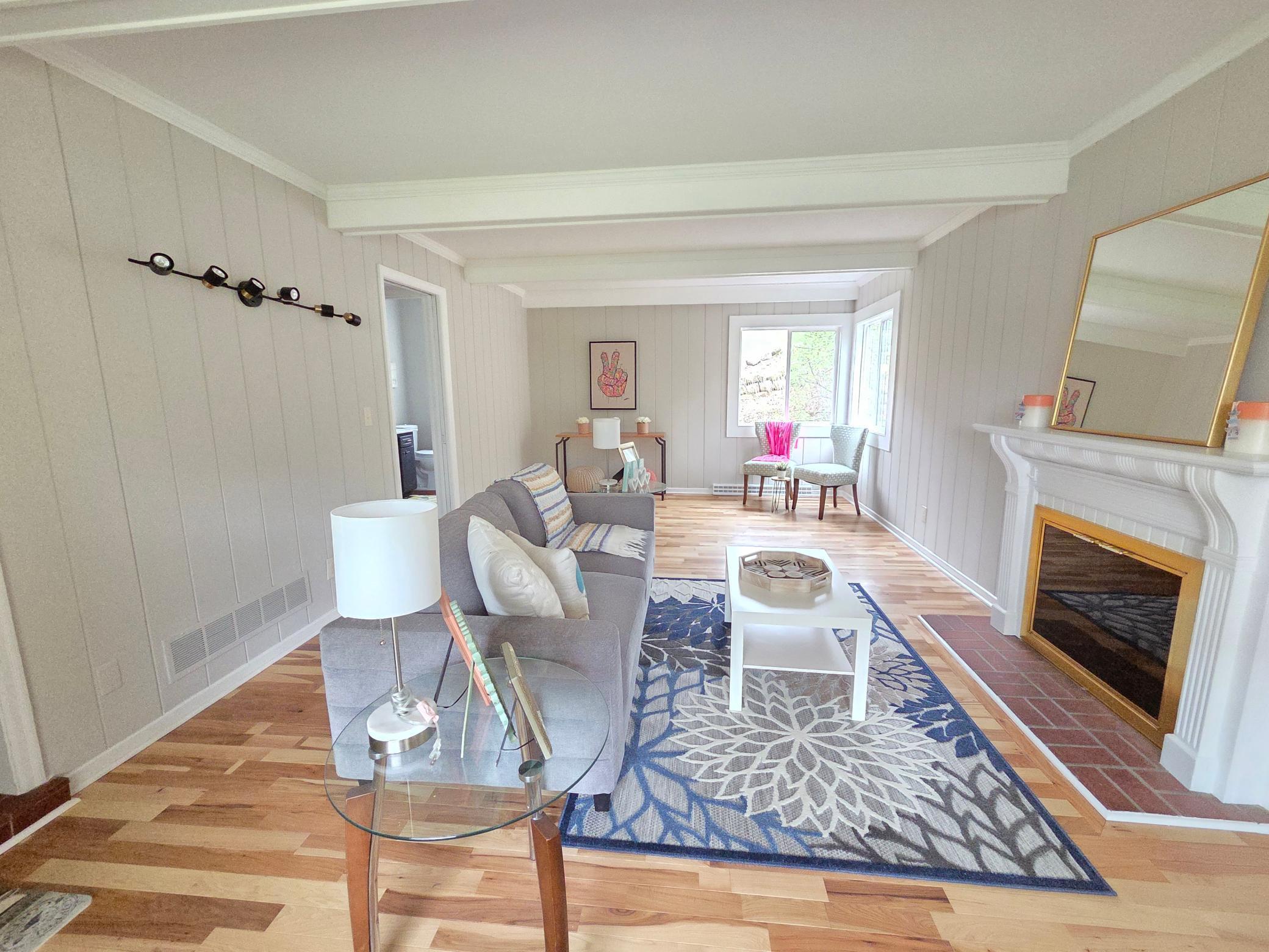 13801 Lake Street Extension