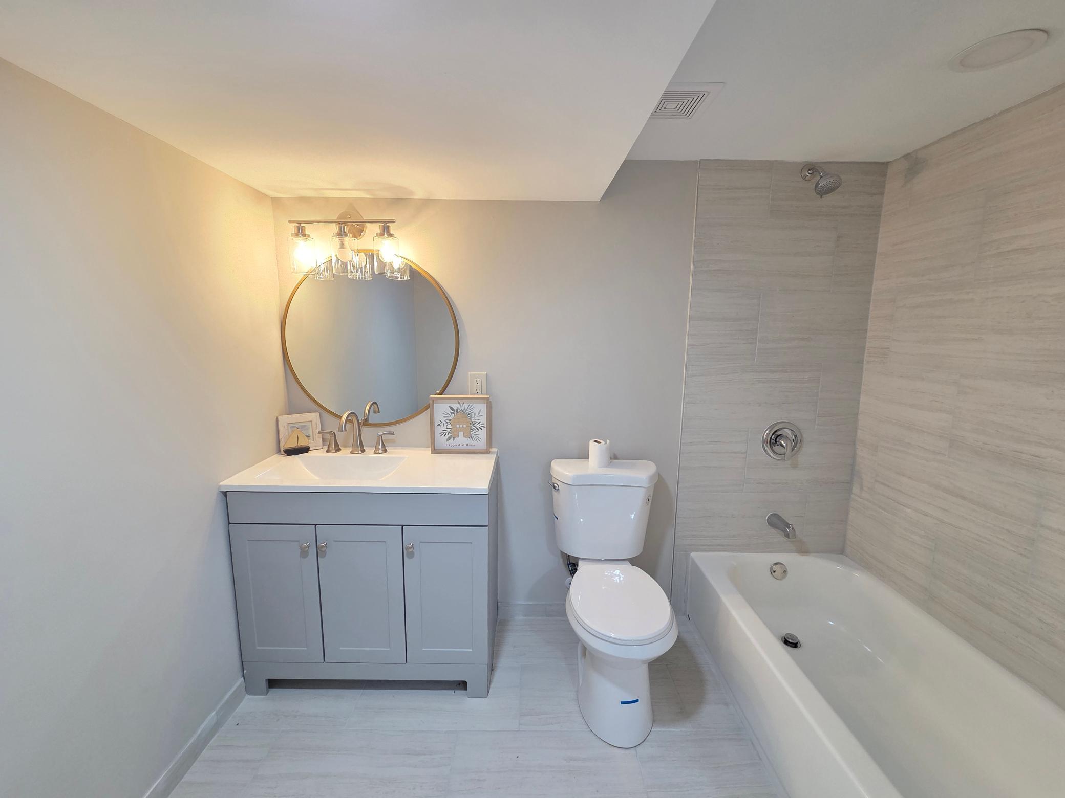 13801 Lake Street Extension