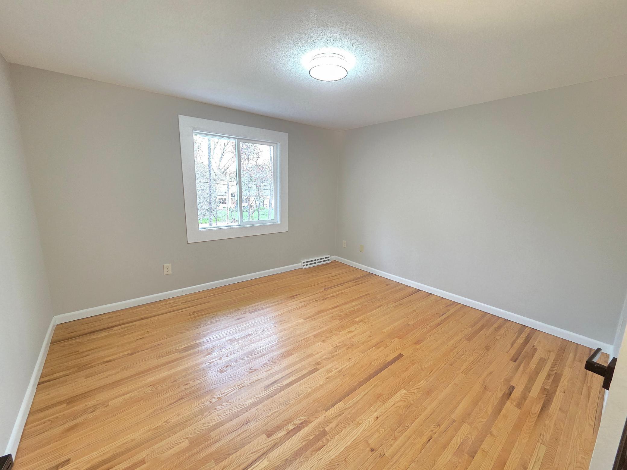 13801 Lake Street Extension