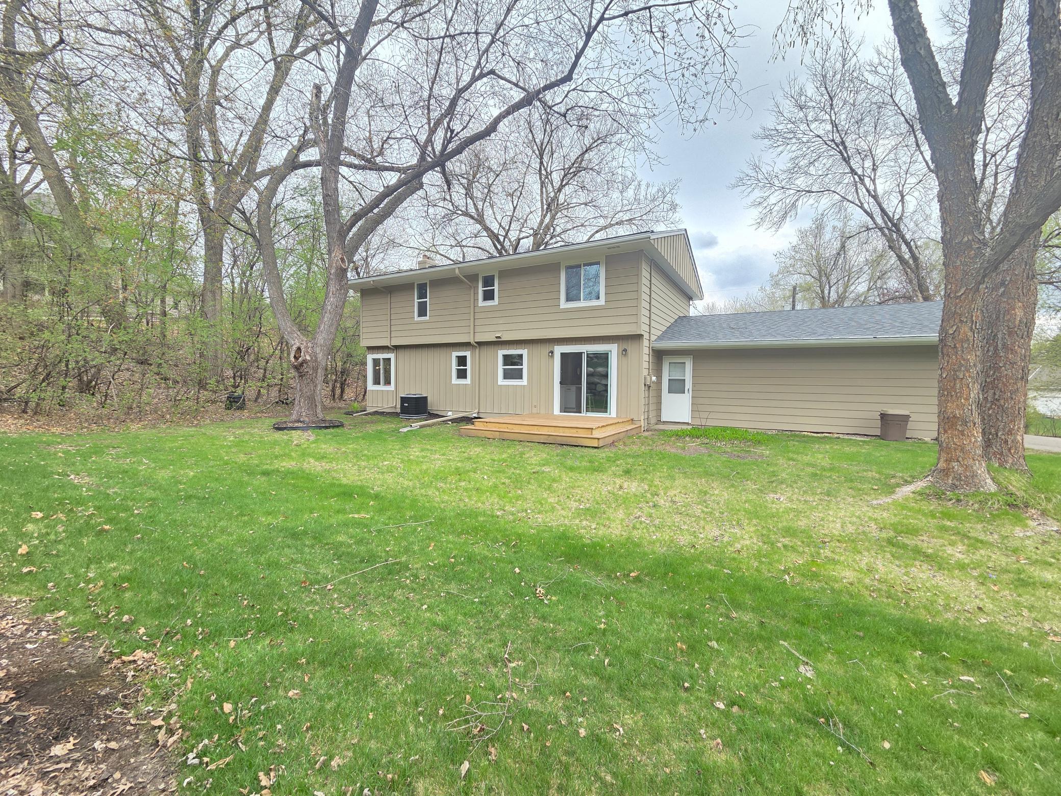 13801 Lake Street Extension