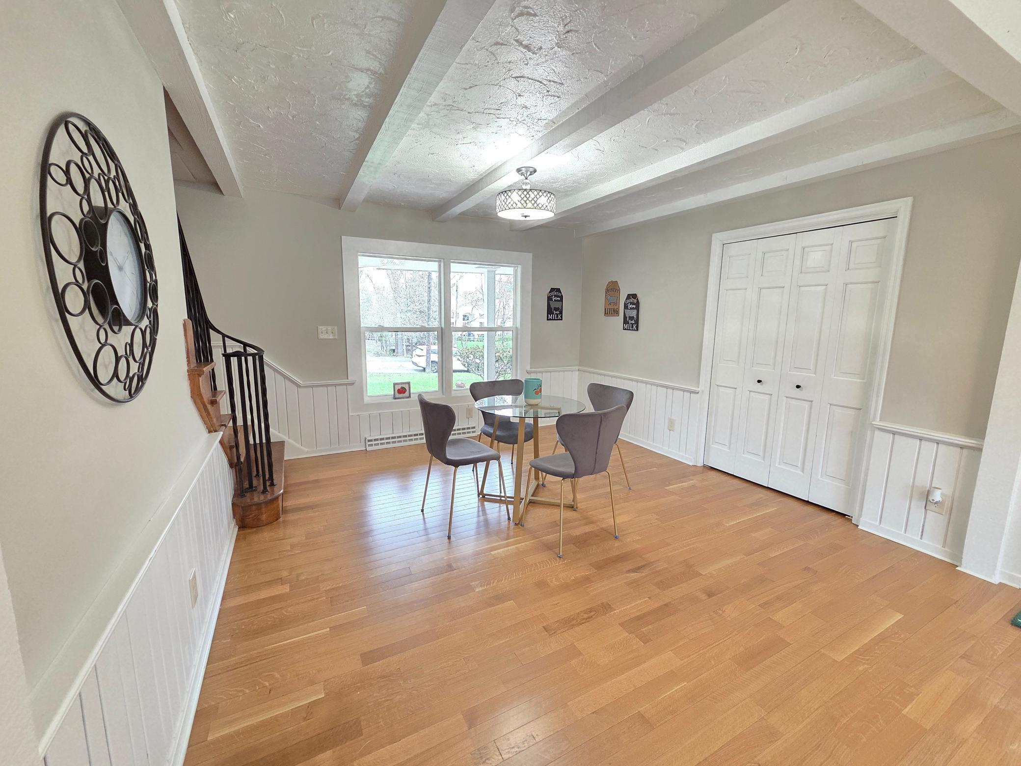 13801 Lake Street Extension