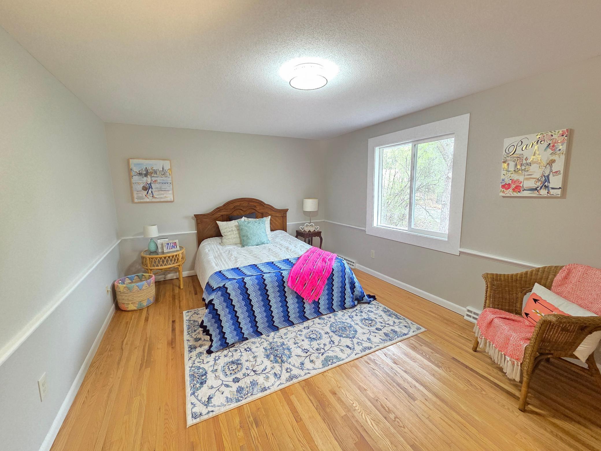 13801 Lake Street Extension