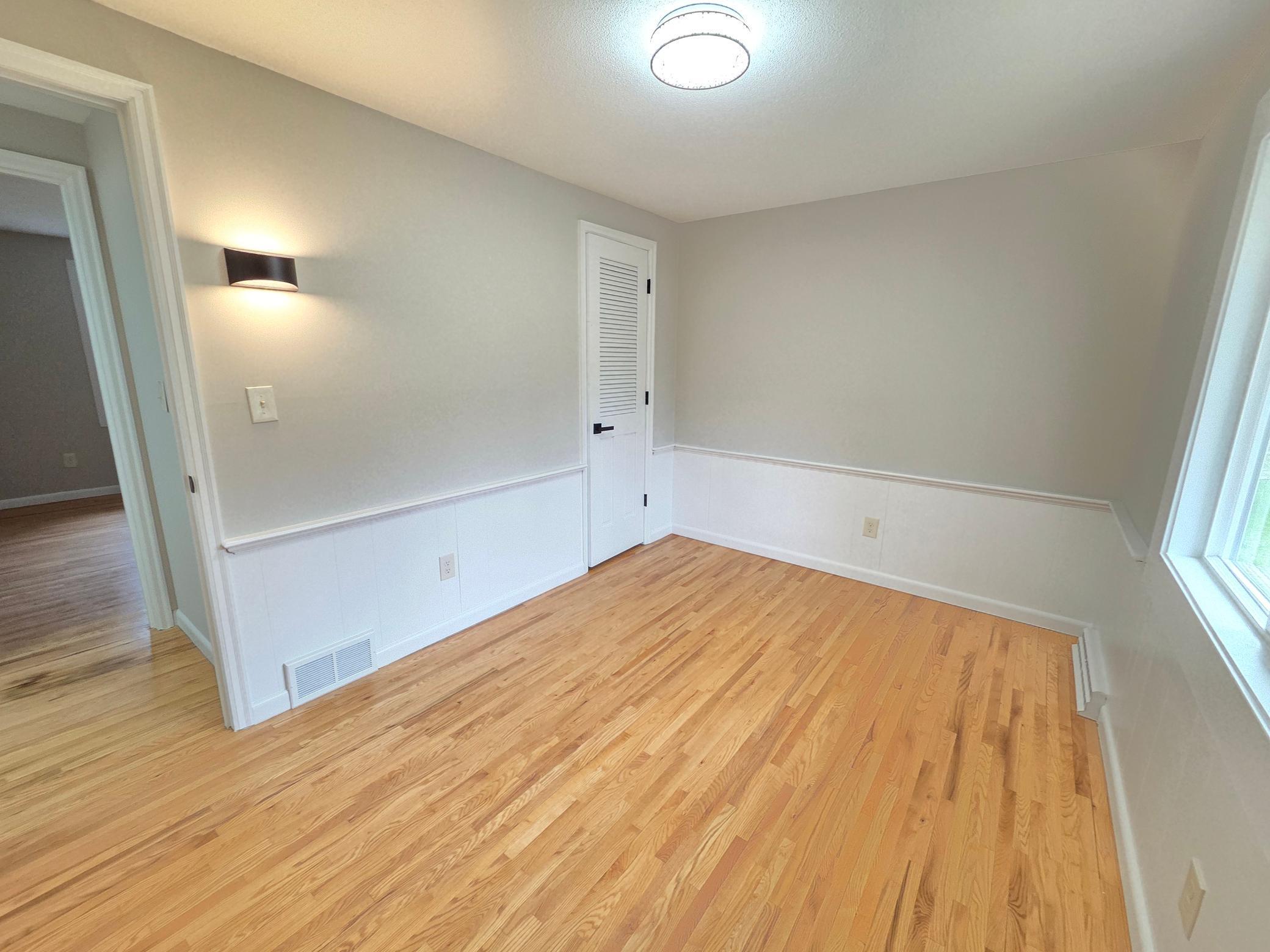 13801 Lake Street Extension