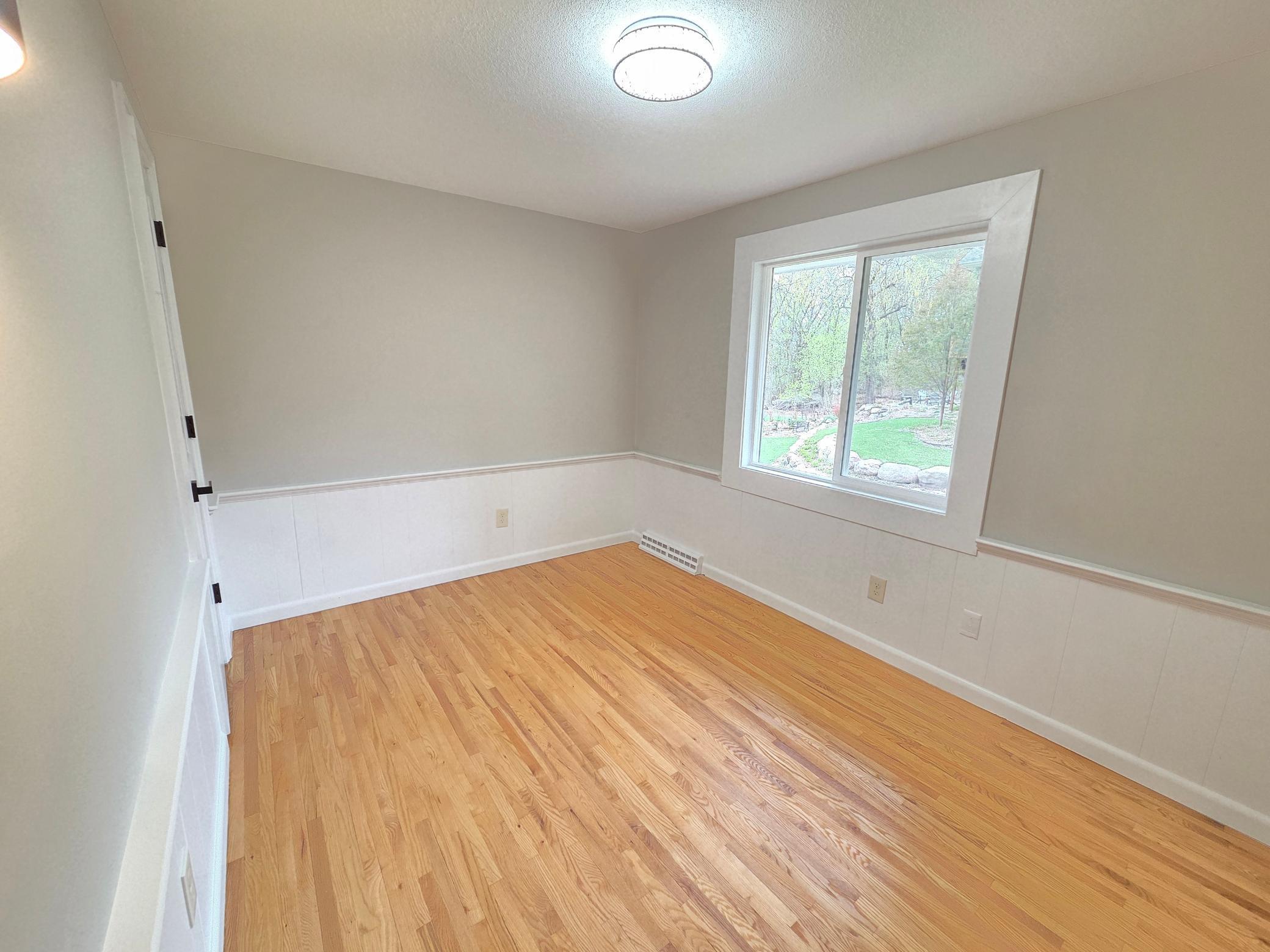 13801 Lake Street Extension