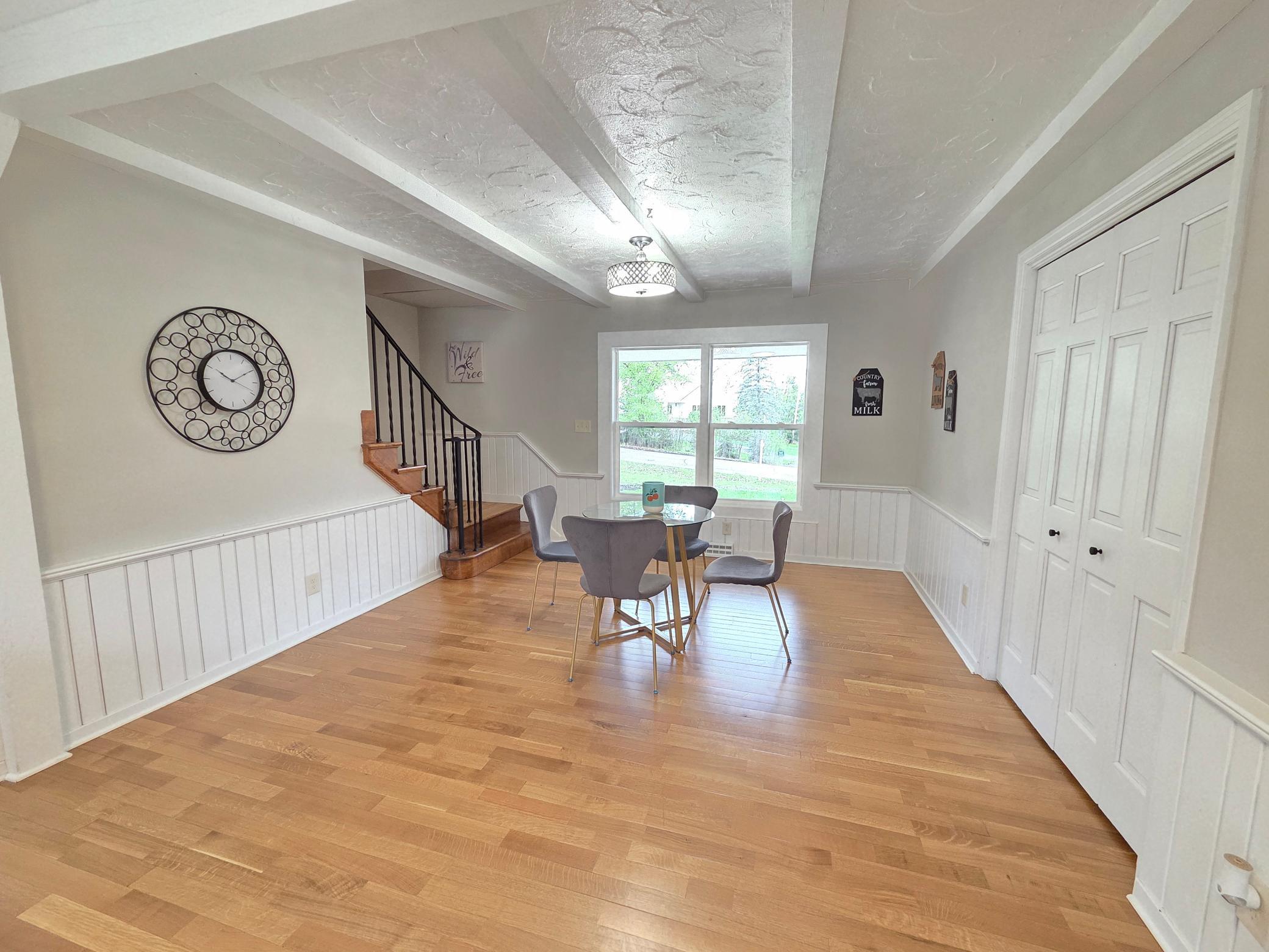 13801 Lake Street Extension