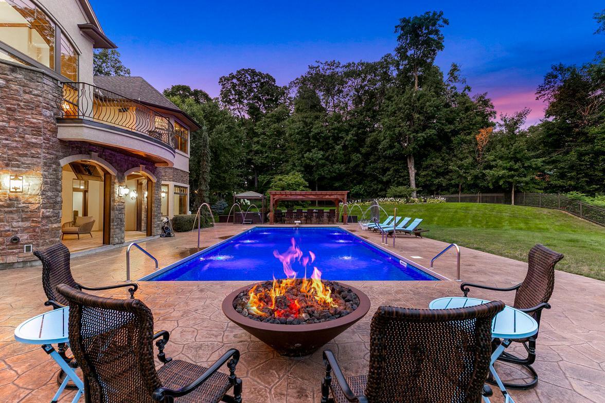 Architecturally Significant, Resort Style, 1.4 Acre Estate on Lake Minnetonka