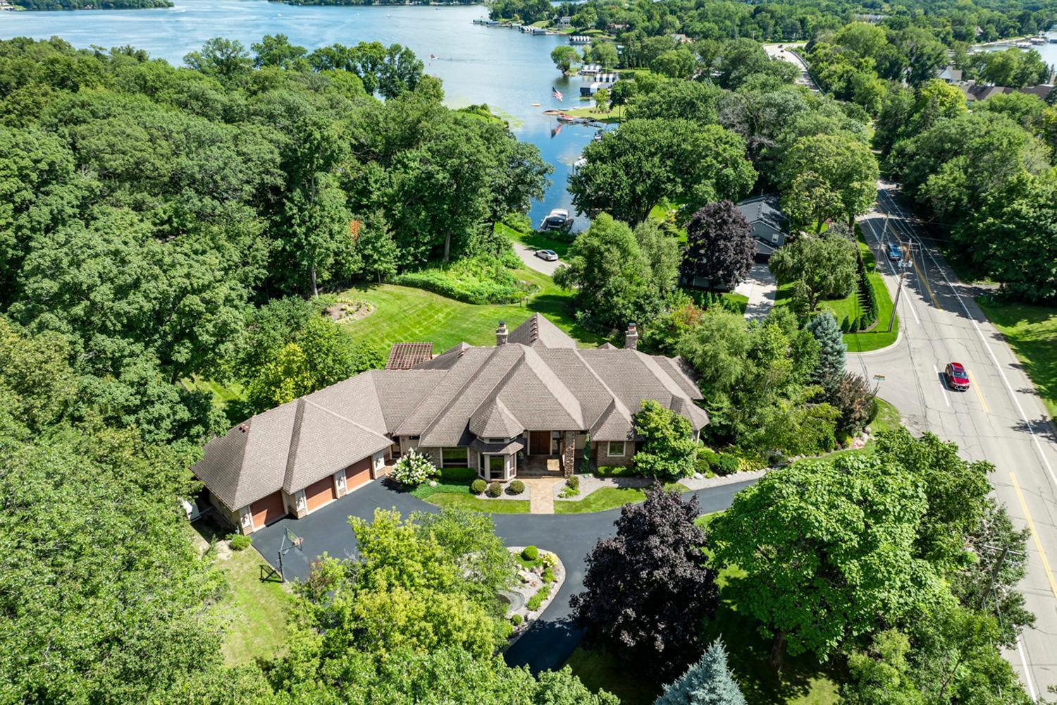 Architecturally Significant, Resort Style, 1.4 Acre Estate on Lake Minnetonka