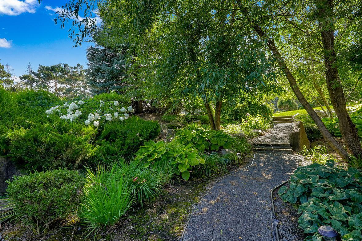 Architecturally Significant, Resort Style, 1.4 Acre Estate on Lake Minnetonka