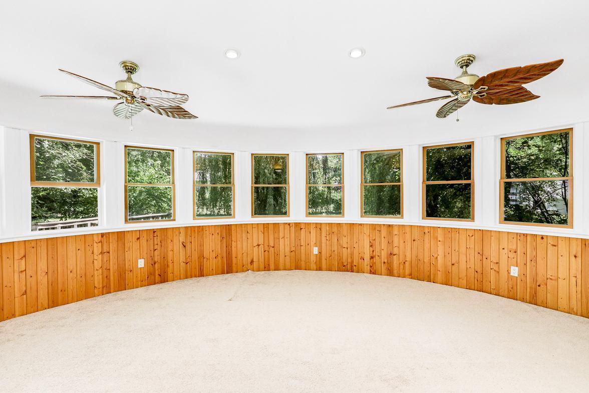 Spacious Home in Wayzata Schools, One Minute from 394