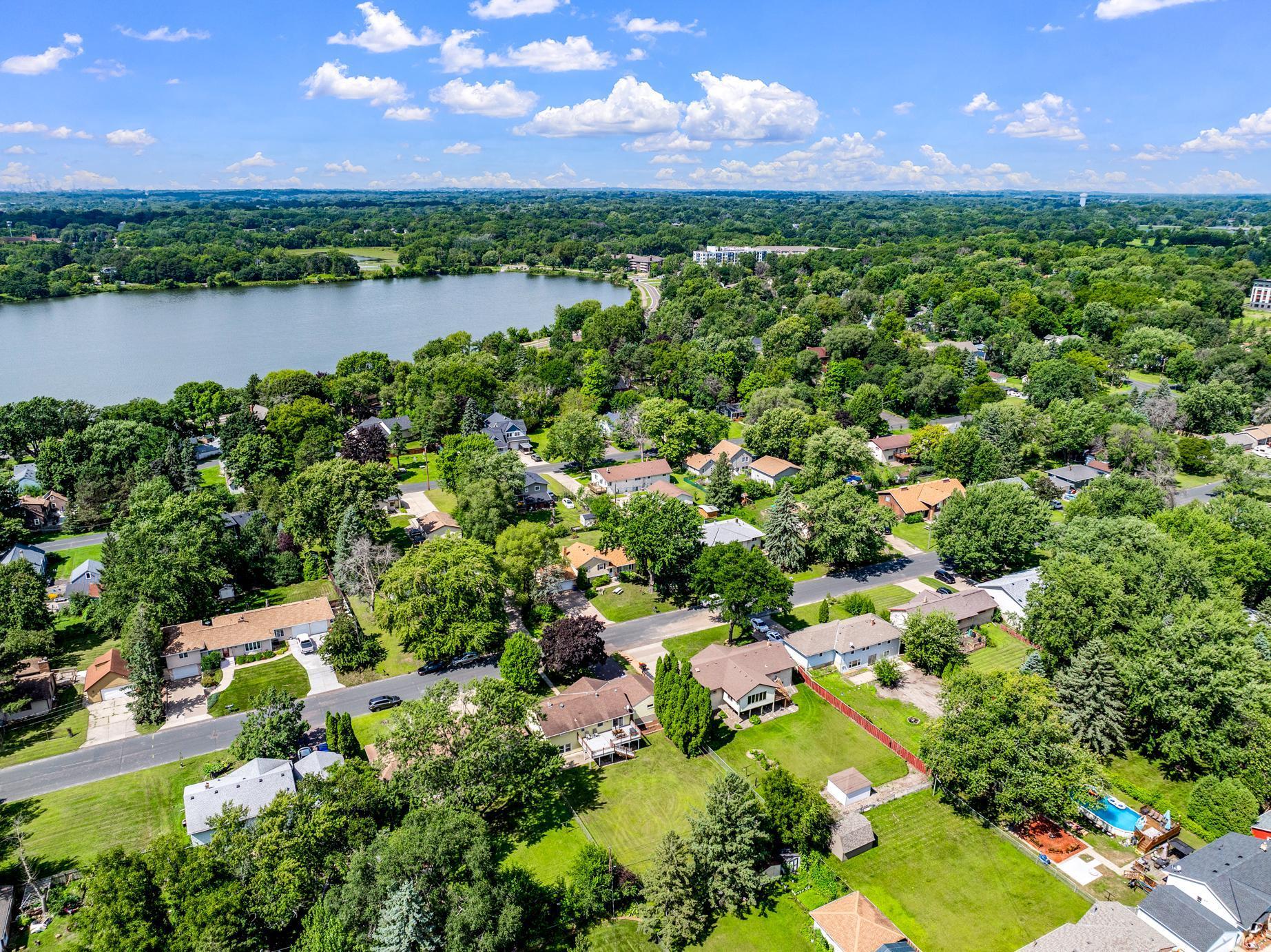 Meticulously Maintained, Walkout Rambler, Walkable to Lake Phalen