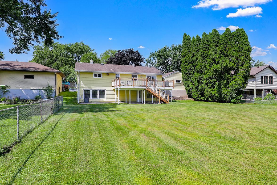 Meticulously Maintained, Walkout Rambler, Walkable to Lake Phalen