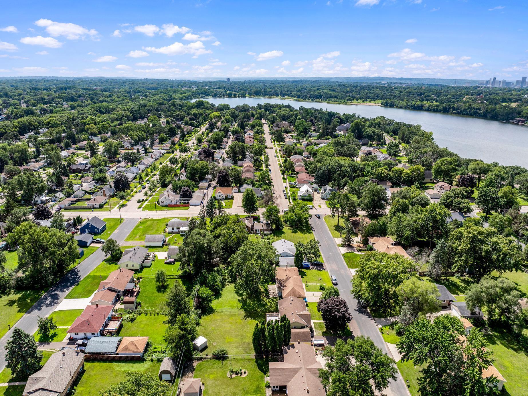 Meticulously Maintained, Walkout Rambler, Walkable to Lake Phalen