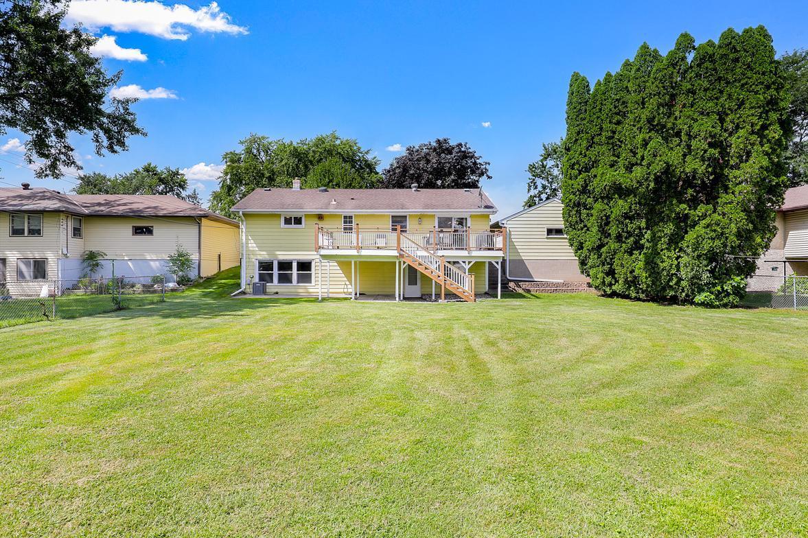 Meticulously Maintained, Walkout Rambler, Walkable to Lake Phalen