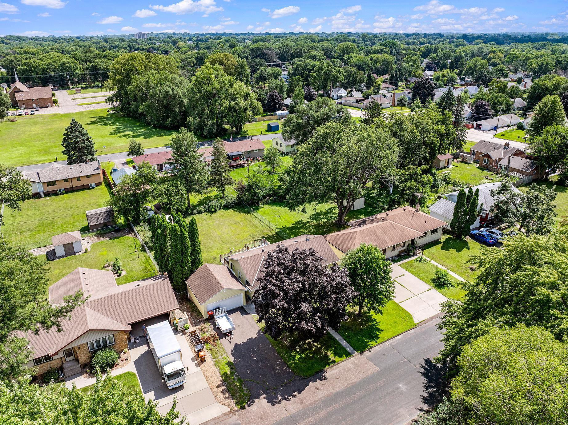 Meticulously Maintained, Walkout Rambler, Walkable to Lake Phalen