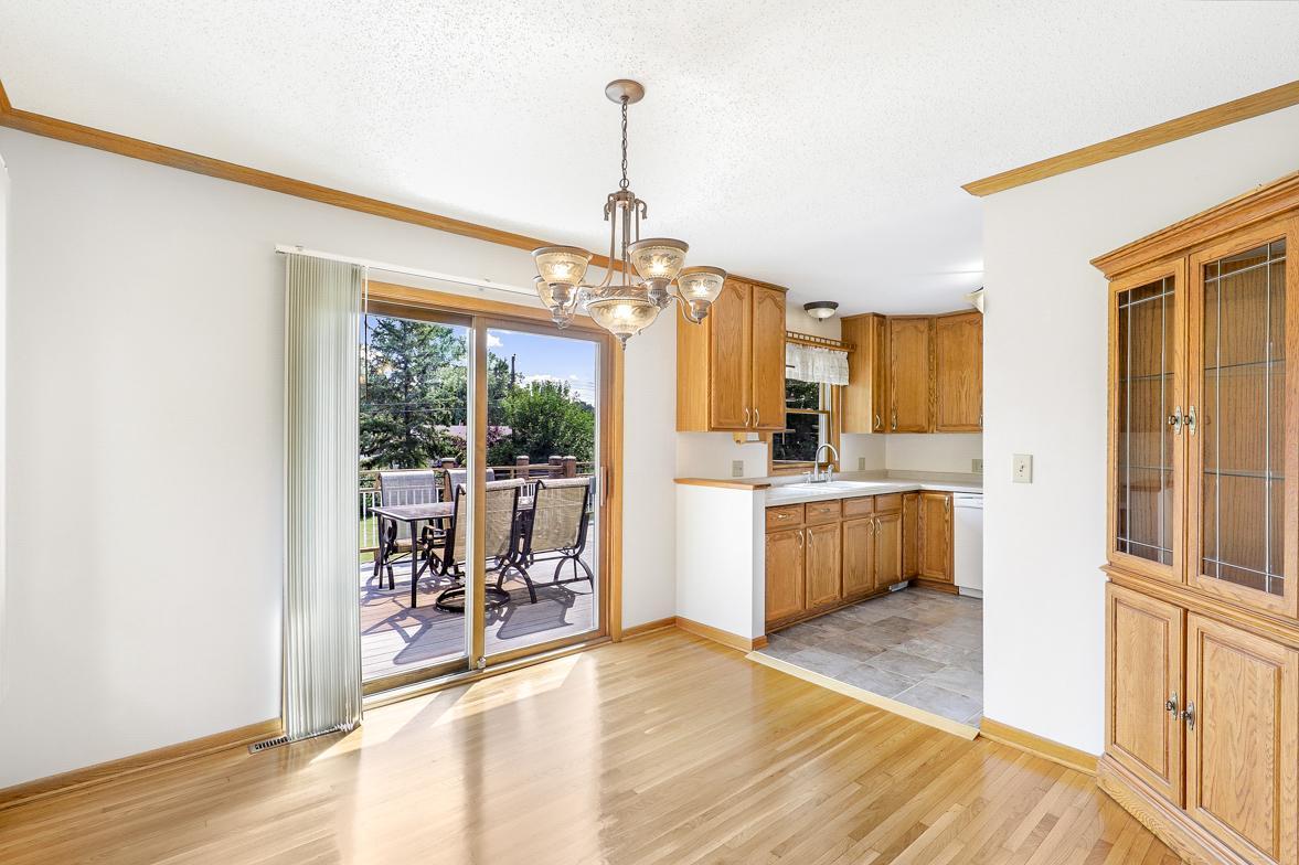 Meticulously Maintained, Walkout Rambler, Walkable to Lake Phalen
