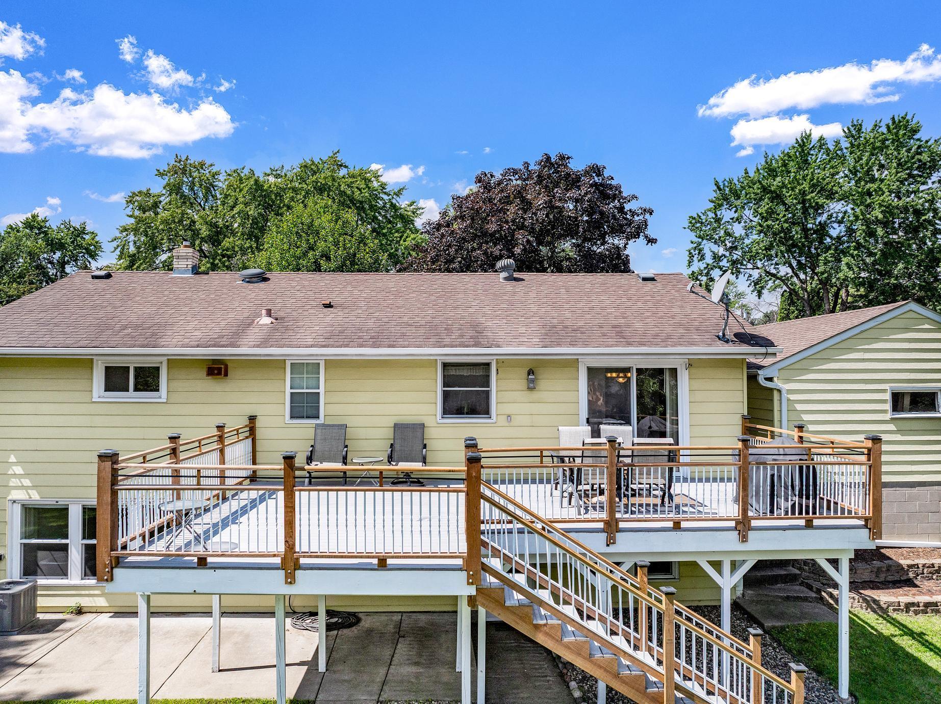 Meticulously Maintained, Walkout Rambler, Walkable to Lake Phalen