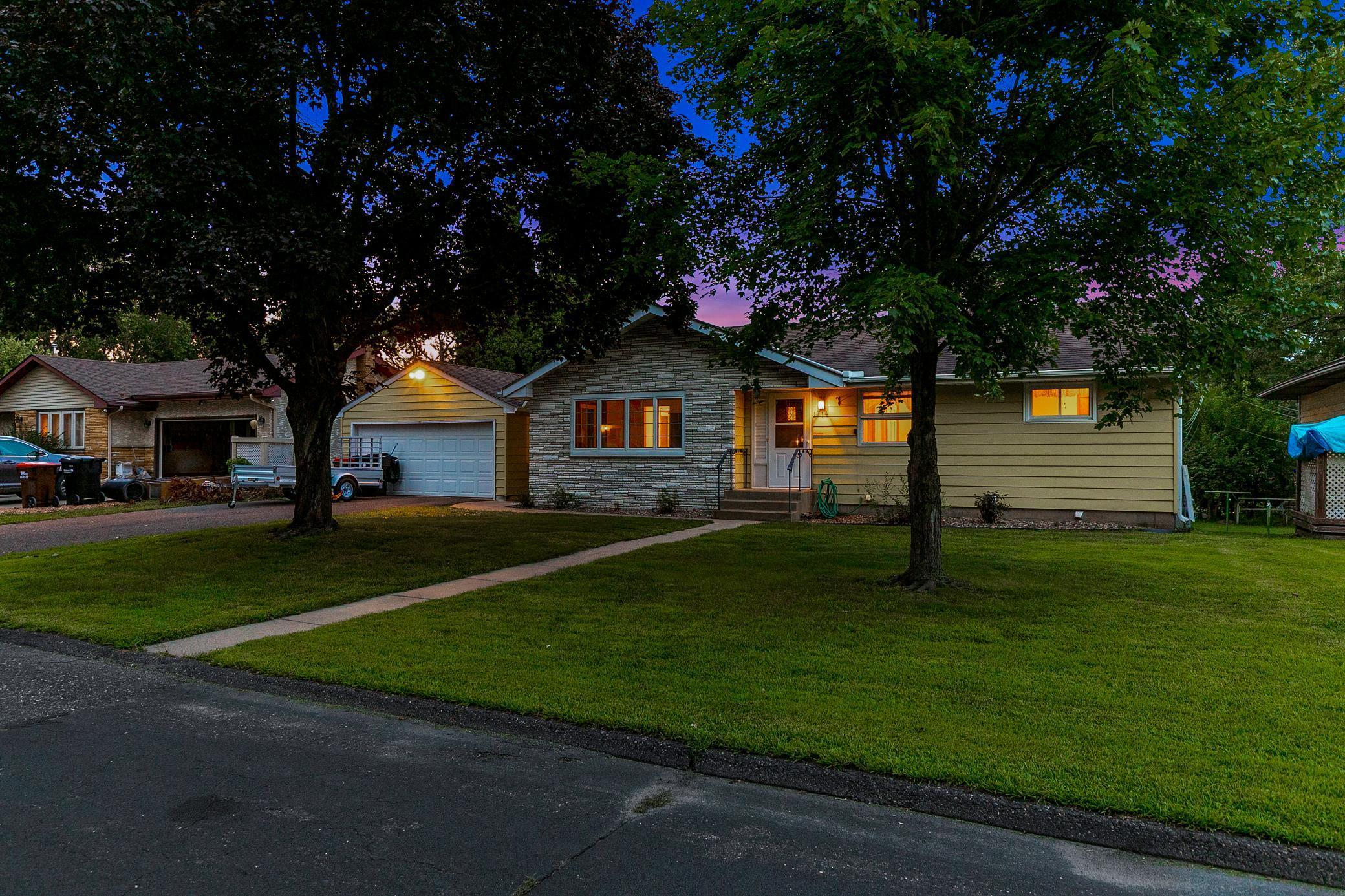 Meticulously Maintained, Walkout Rambler, Walkable to Lake Phalen