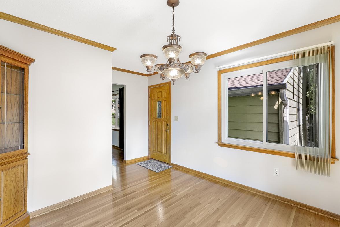 Meticulously Maintained, Walkout Rambler, Walkable to Lake Phalen