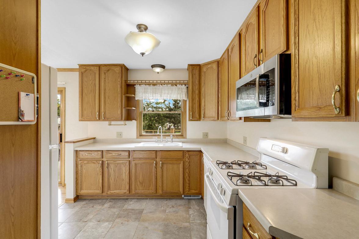 Meticulously Maintained, Walkout Rambler, Walkable to Lake Phalen