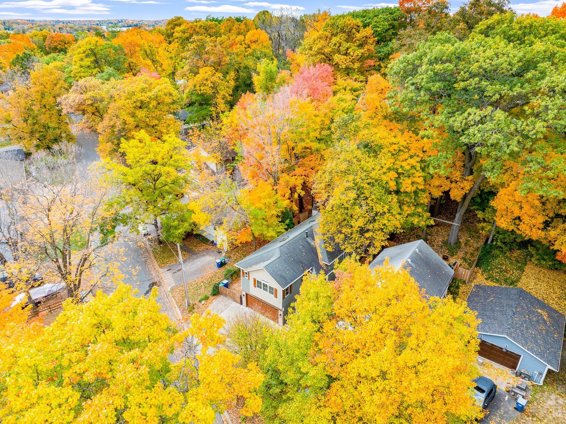 Turnkey Serenity on a Dead-End Cul-De-Sac in Mound