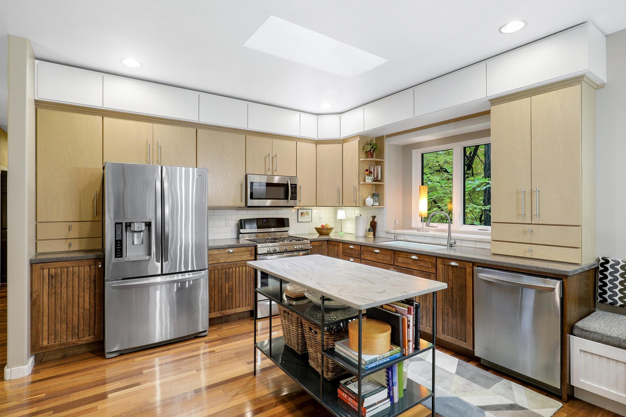 Turnkey Serenity on a Dead-End Cul-De-Sac in Mound