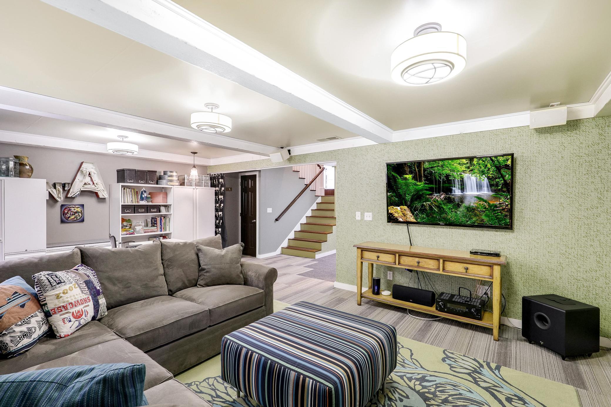 Turnkey Serenity on a Dead-End Cul-De-Sac in Mound