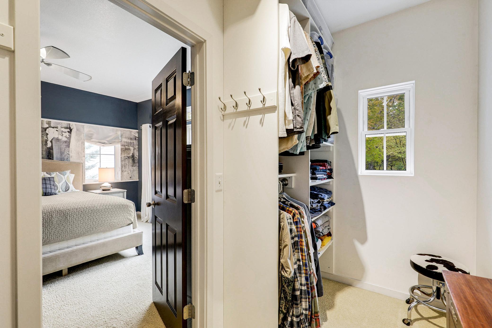 Turnkey Serenity on a Dead-End Cul-De-Sac in Mound