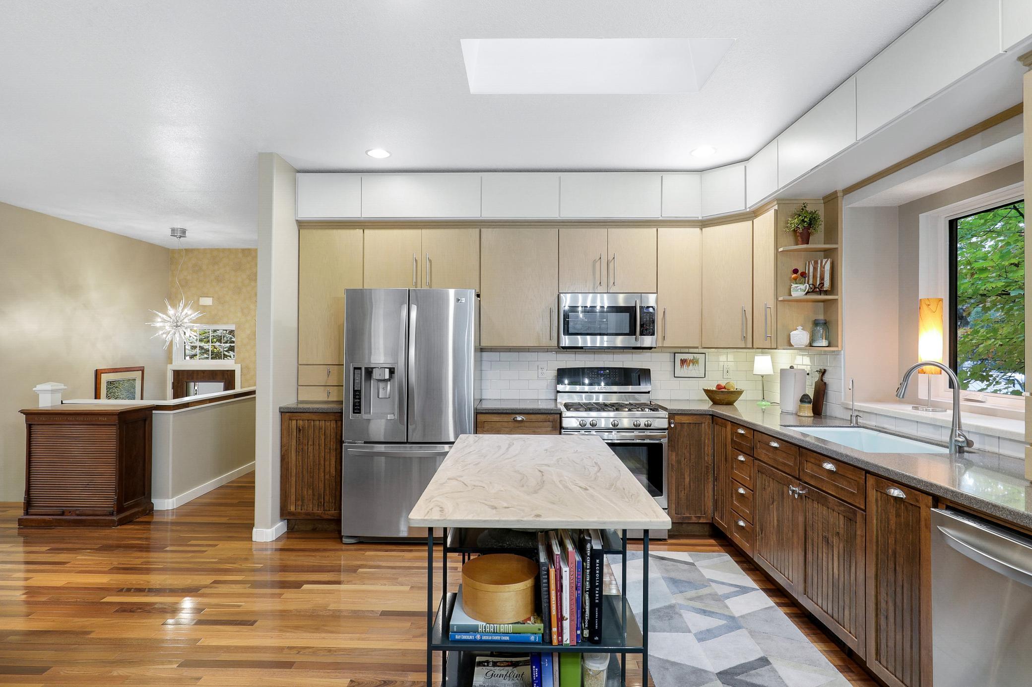 Turnkey Serenity on a Dead-End Cul-De-Sac in Mound