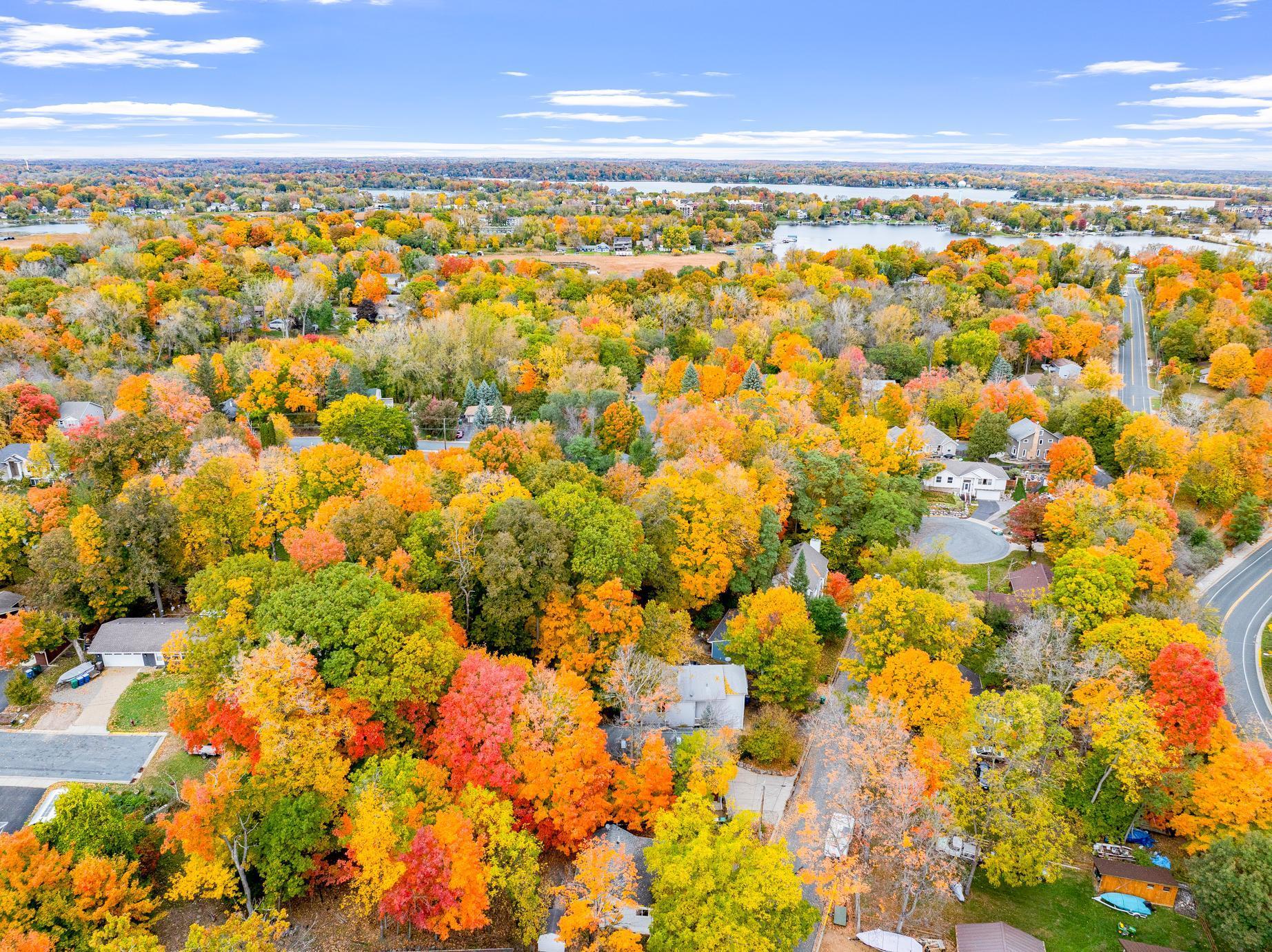 Turnkey Serenity on a Dead-End Cul-De-Sac in Mound