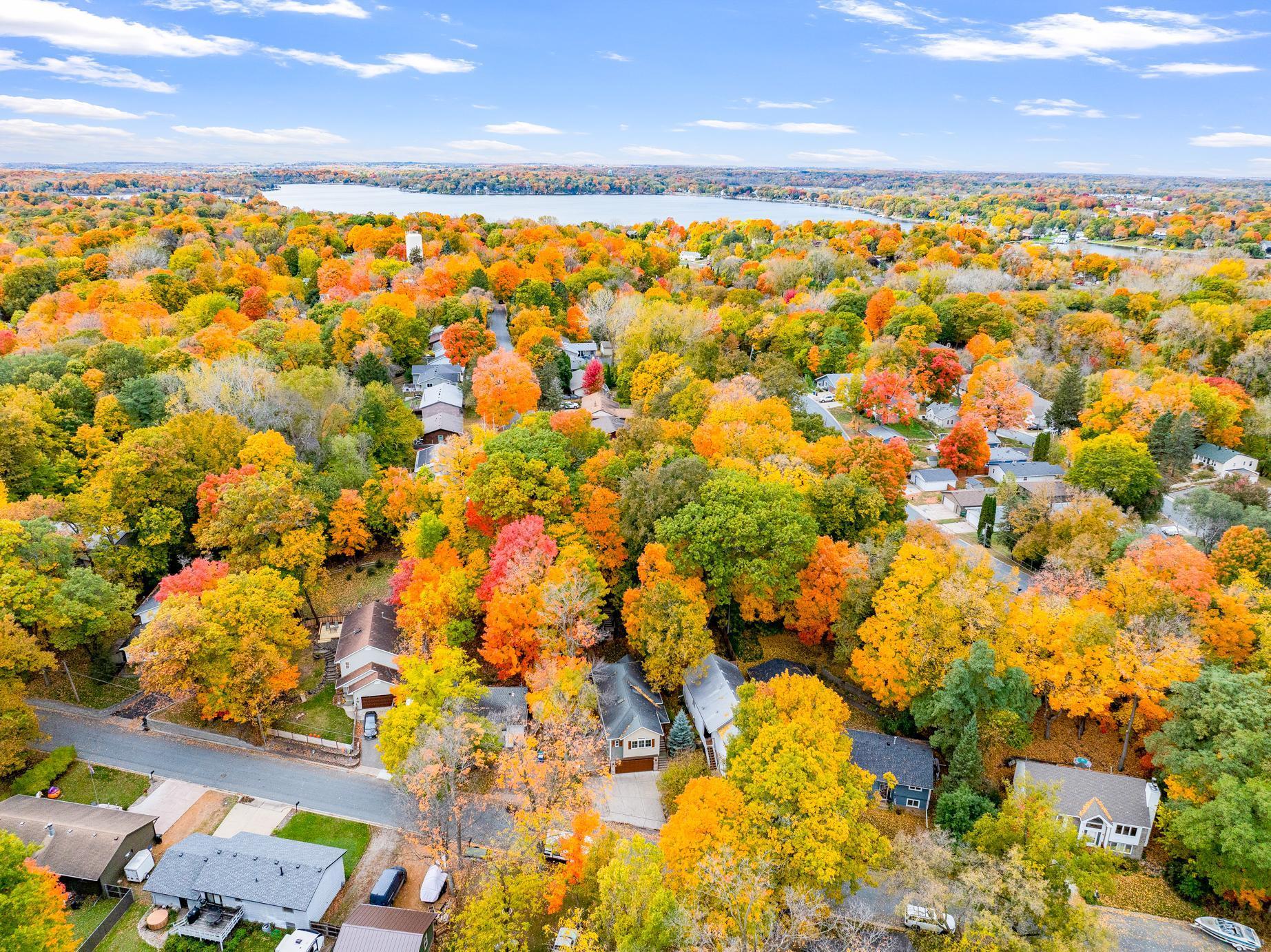 Turnkey Serenity on a Dead-End Cul-De-Sac in Mound