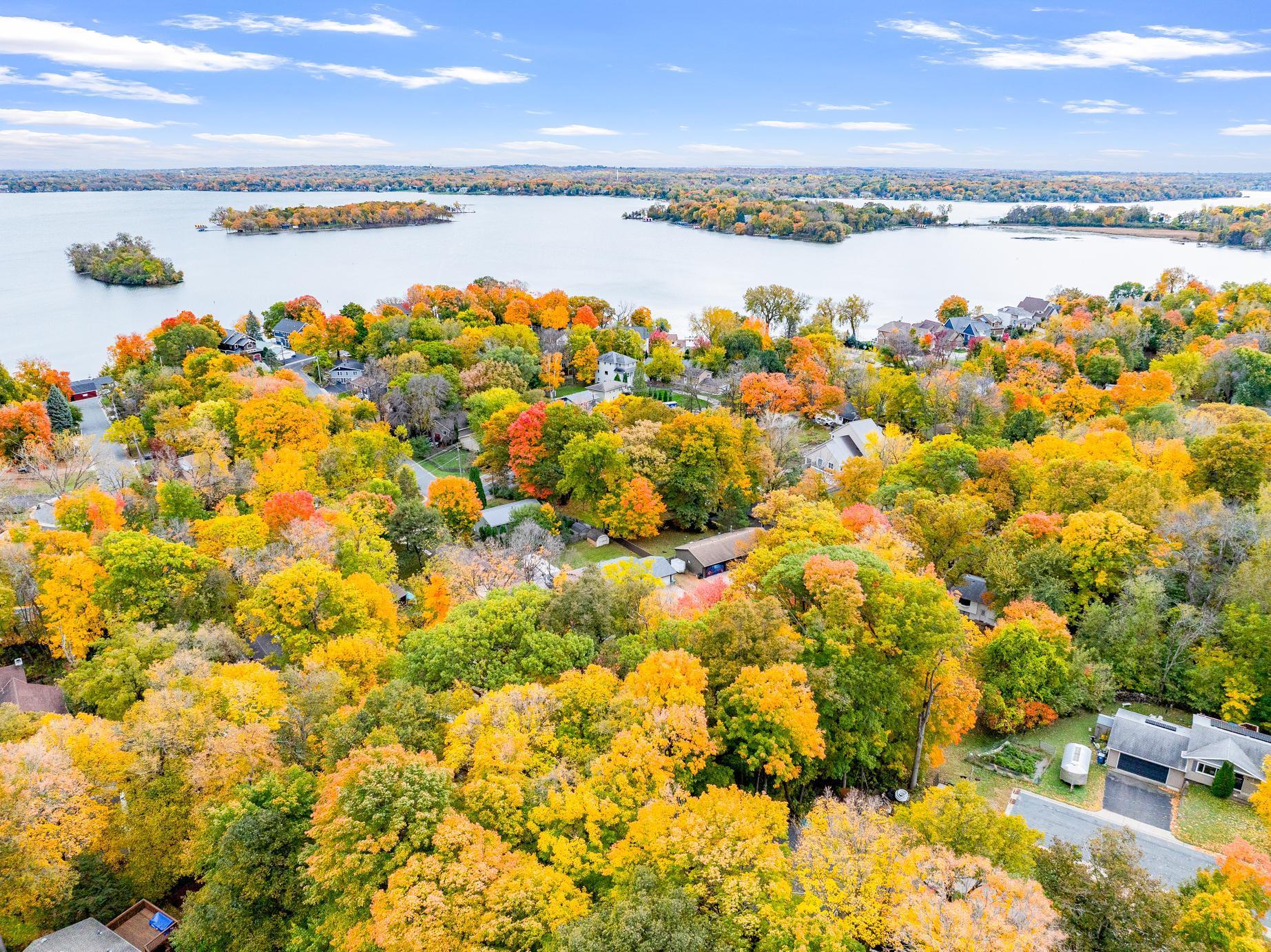Turnkey Serenity on a Dead-End Cul-De-Sac in Mound