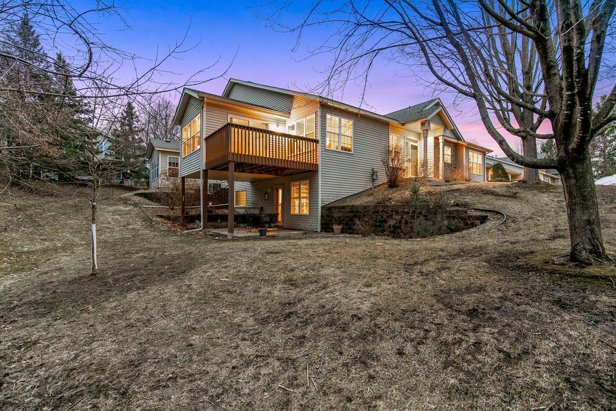 Main Floor Living in this Turnkey, 1-Story, Walkout Townhouse