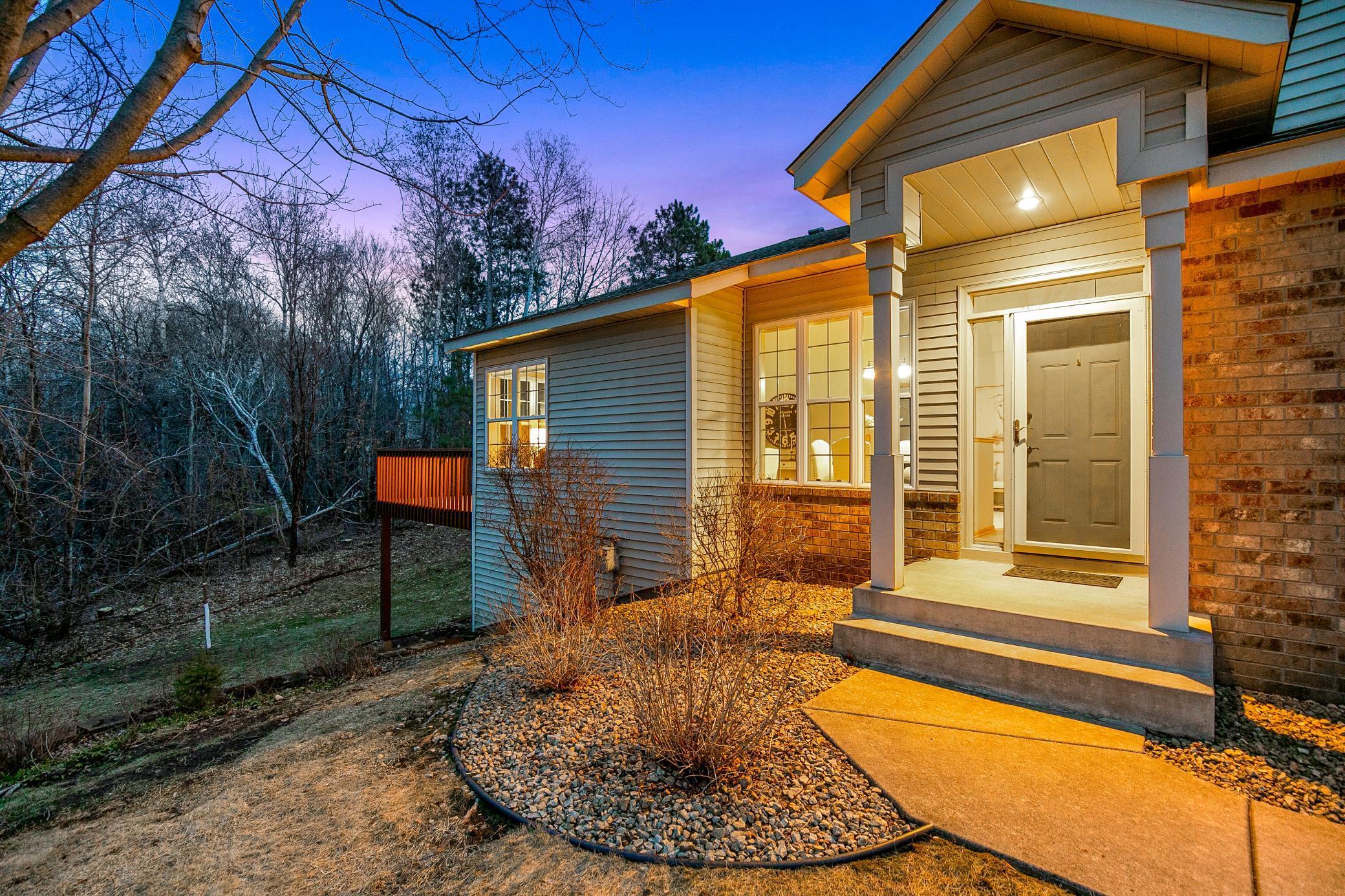 Main Floor Living in this Turnkey, 1-Story, Walkout Townhouse