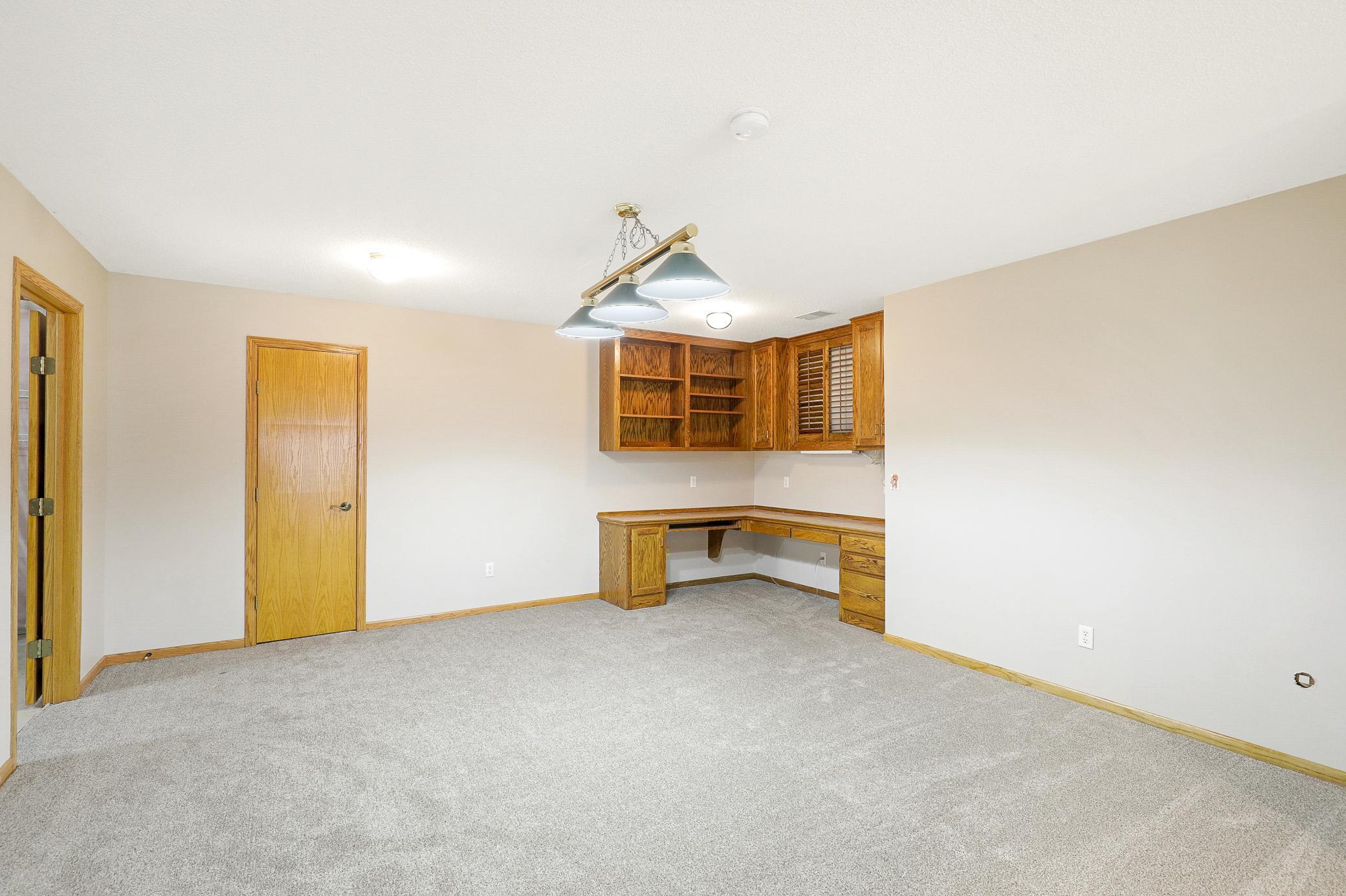 Main Floor Living in this Turnkey, 1-Story, Walkout Townhouse